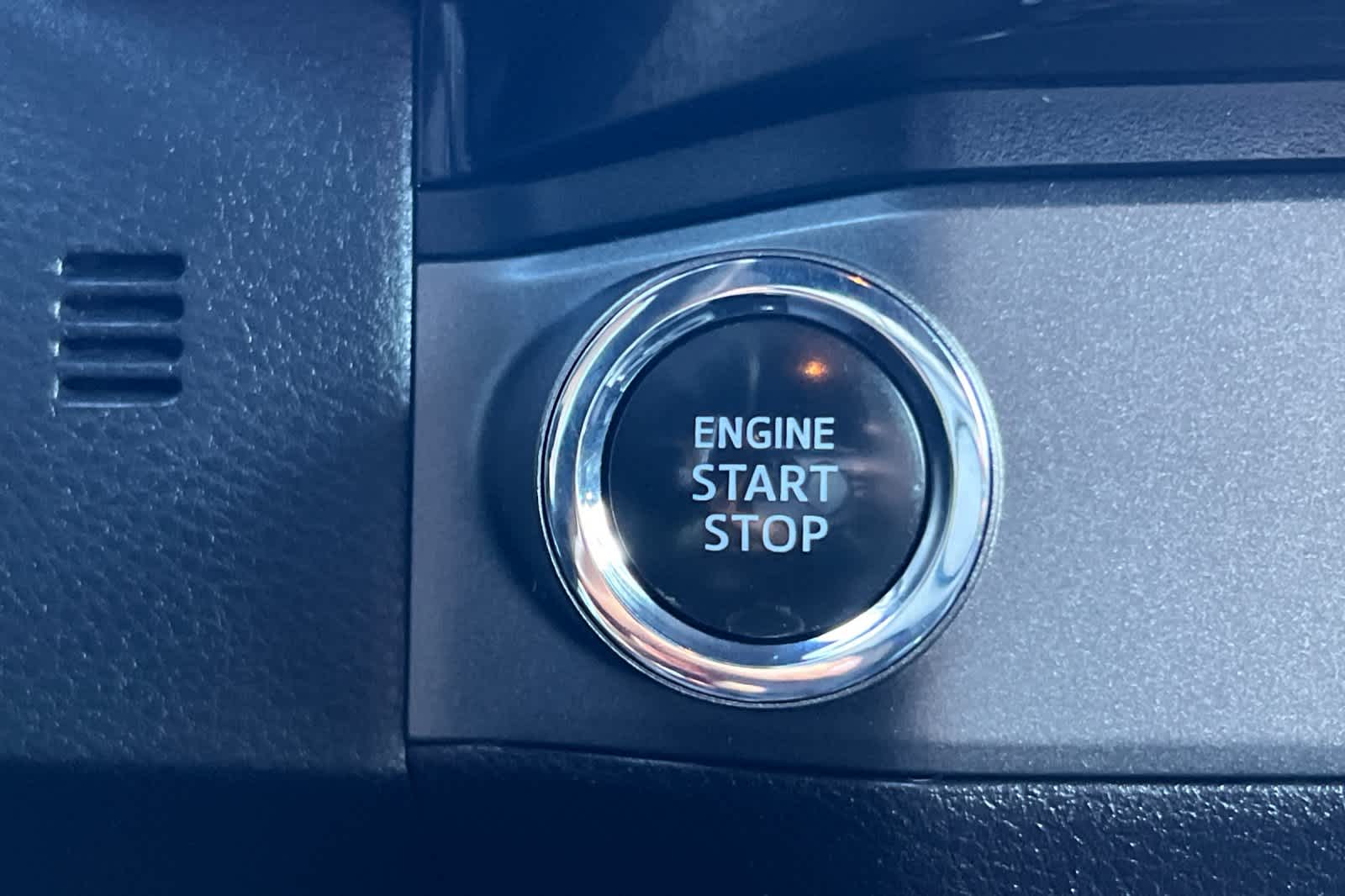 Thumbnail: 2018 Toyota Tacoma - 23