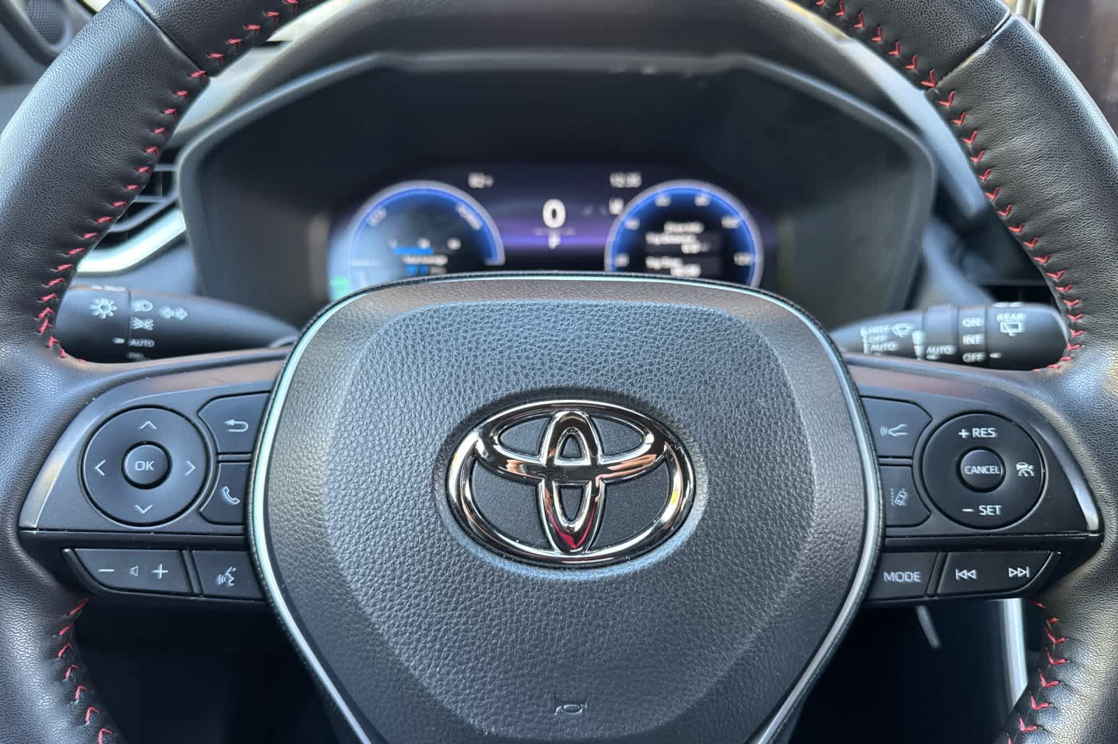 Thumbnail: 2024 Toyota RAV4 - 25