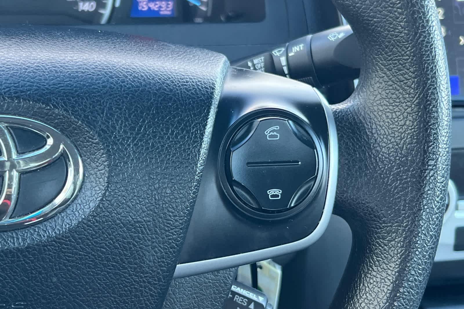 Thumbnail: 2014 Toyota Camry - 24