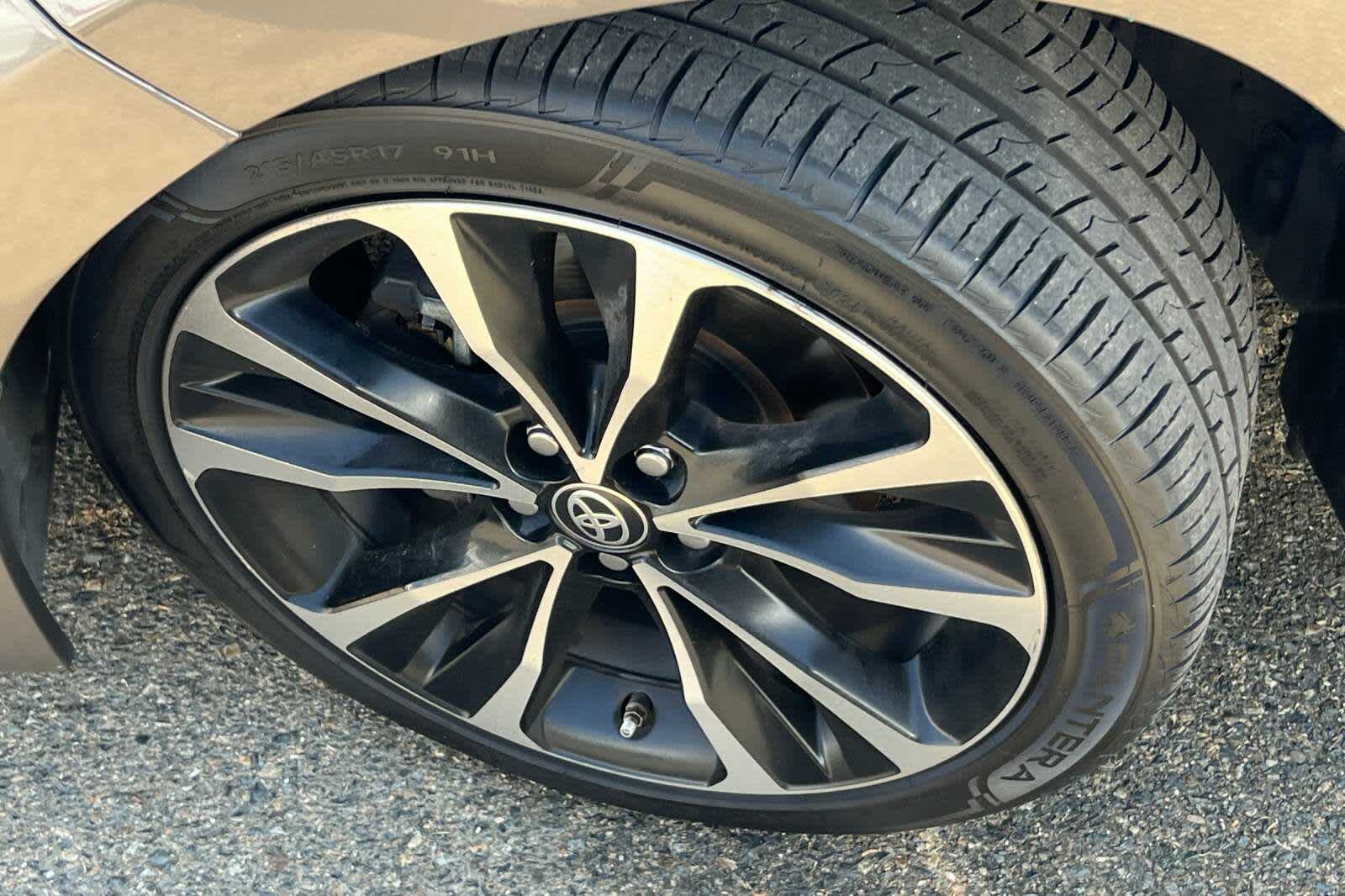Thumbnail: 2018 Toyota Corolla - 22