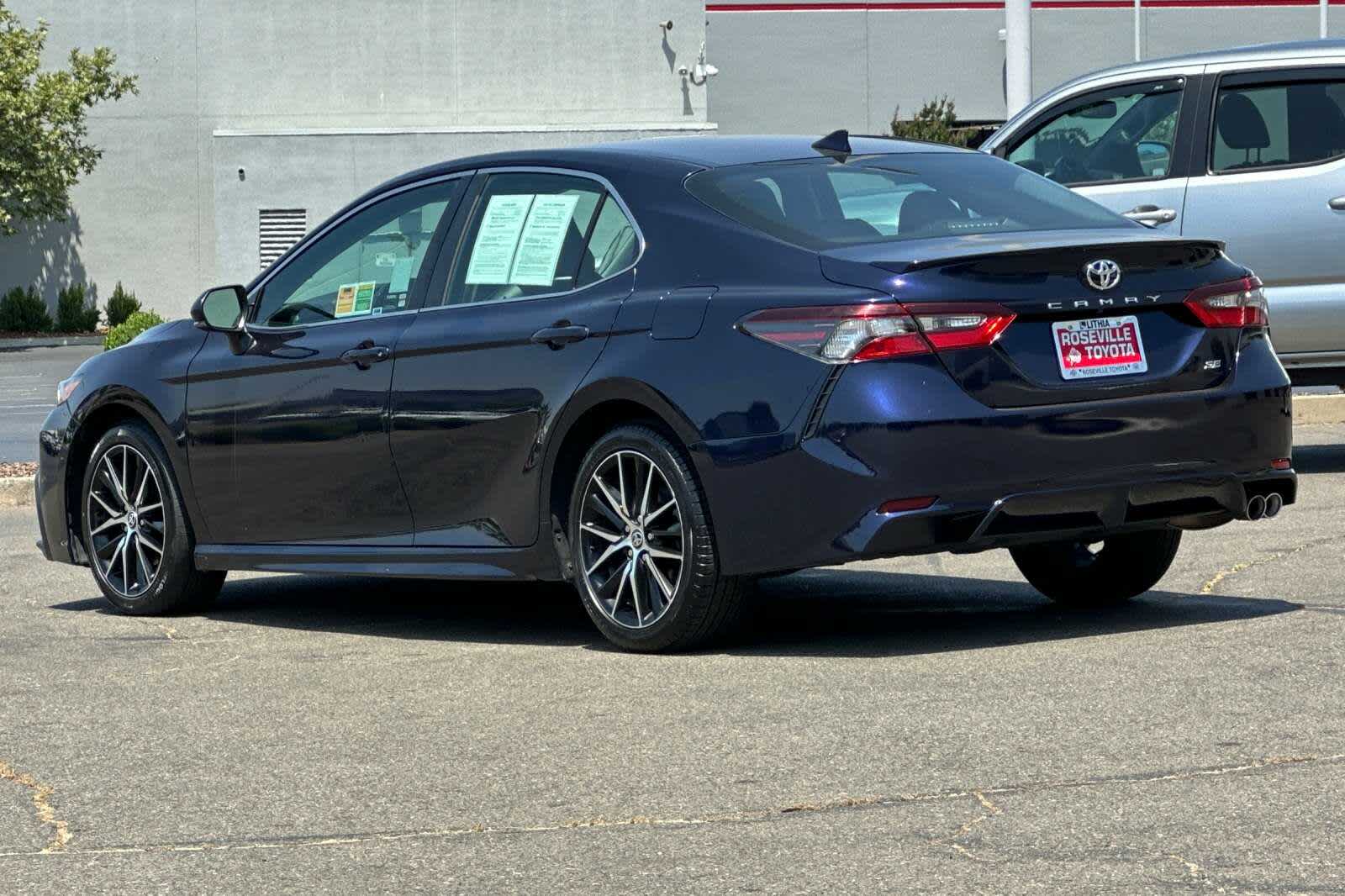 2022 Toyota Camry SE 7