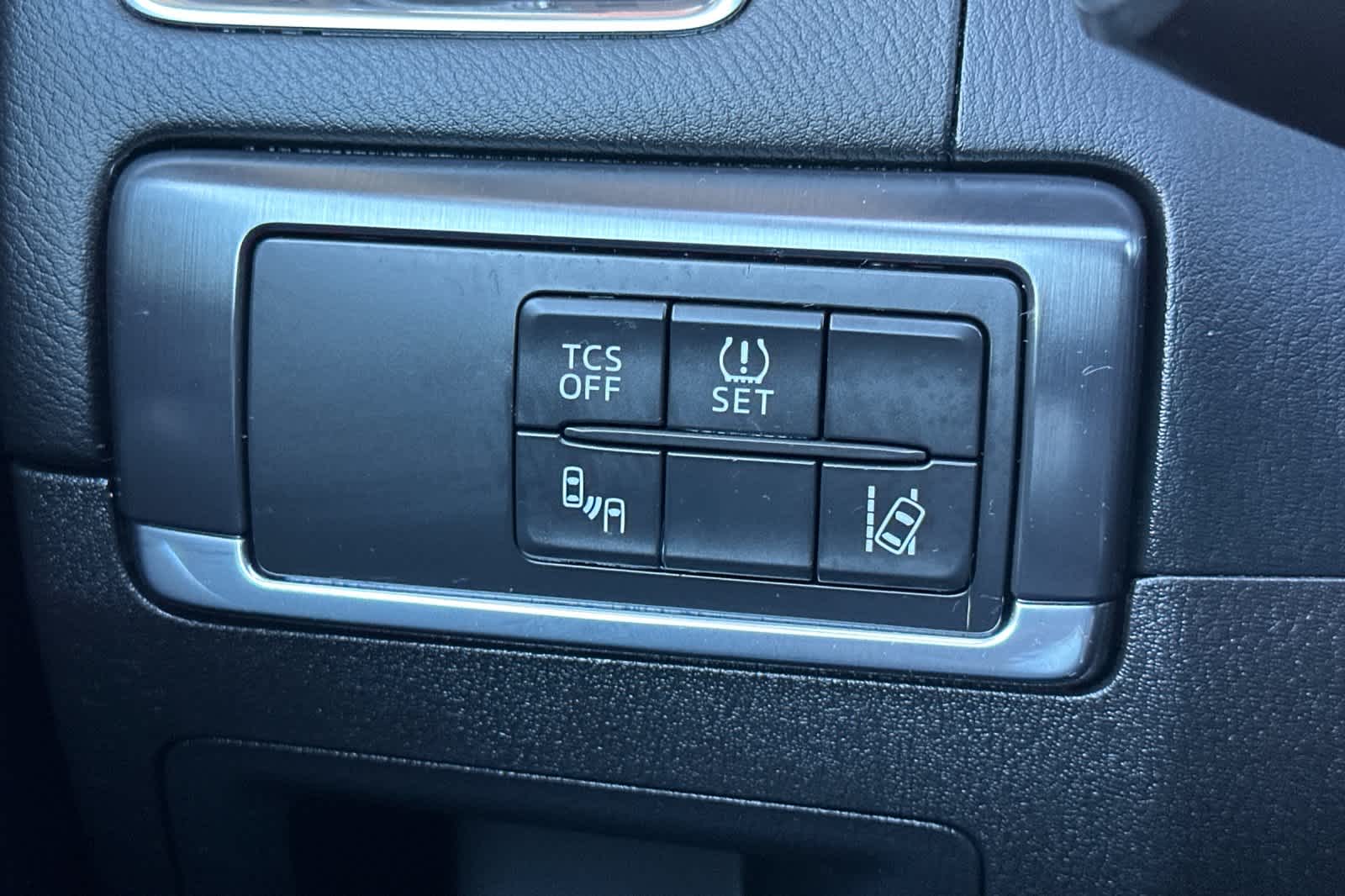 Thumbnail: 2016 Mazda CX-5 - 29