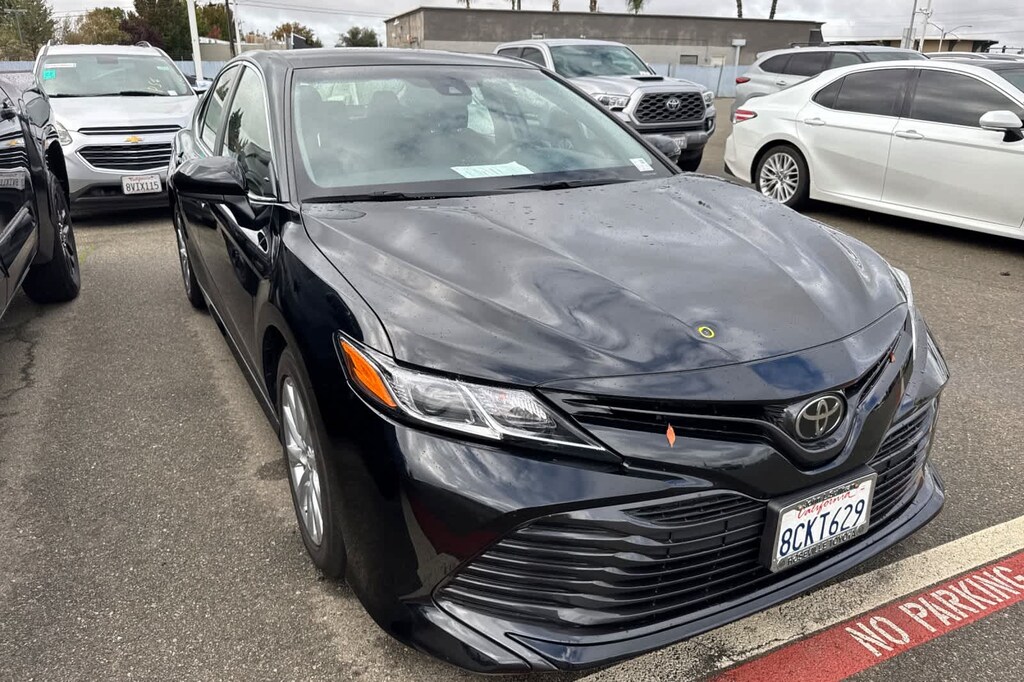 Used 2018 Toyota Camry LE Sedan