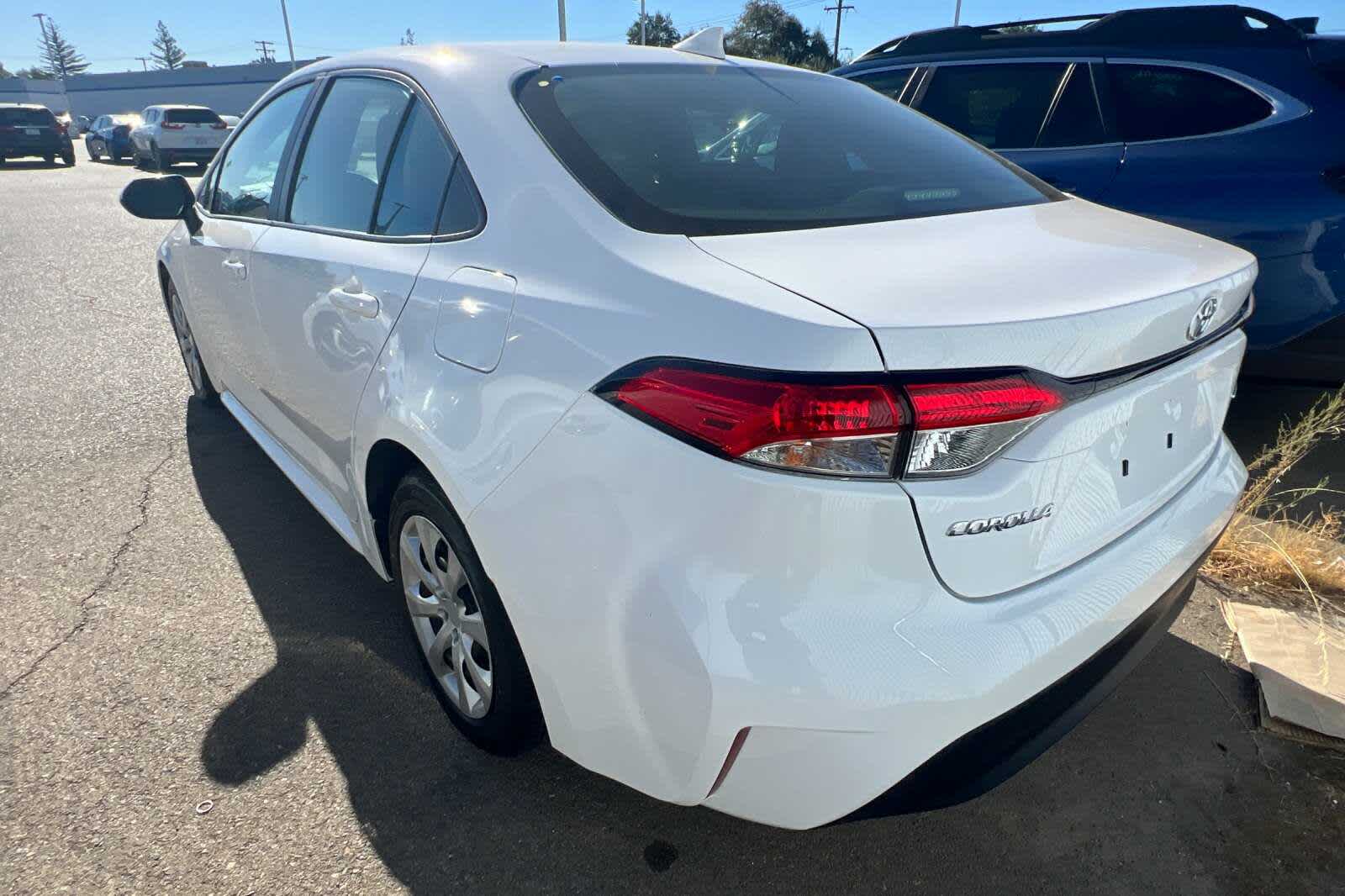 Thumbnail: 2023 Toyota Corolla - 4