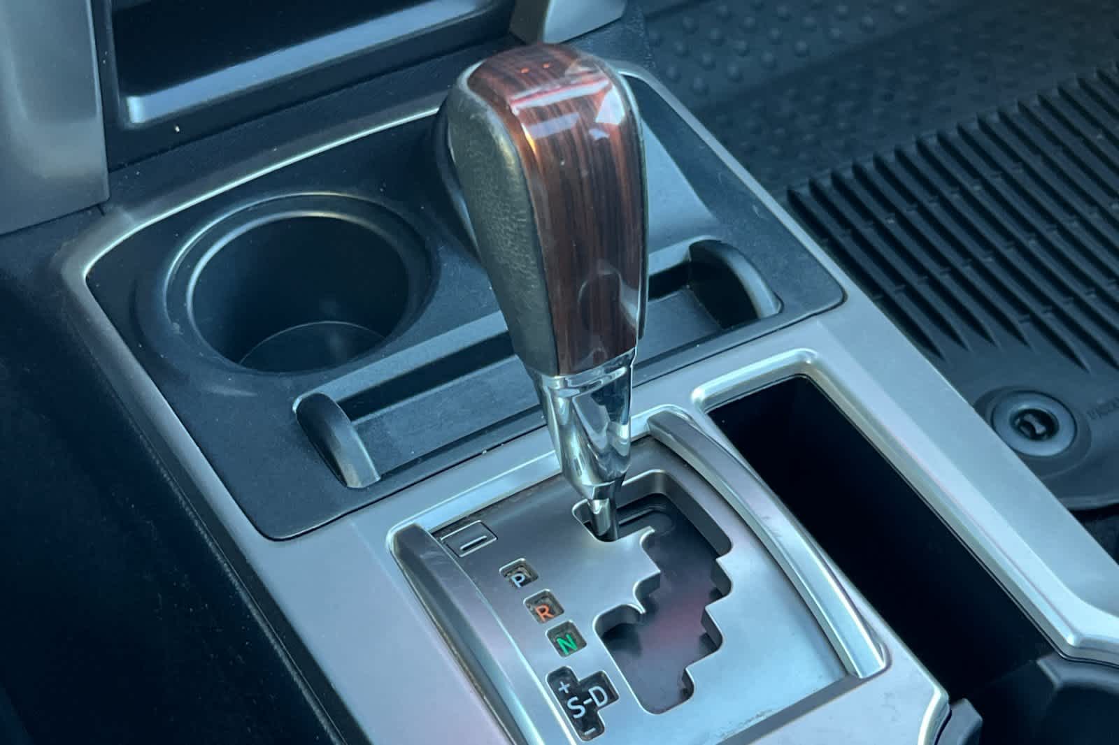 Thumbnail: 2018 Toyota 4Runner - 24