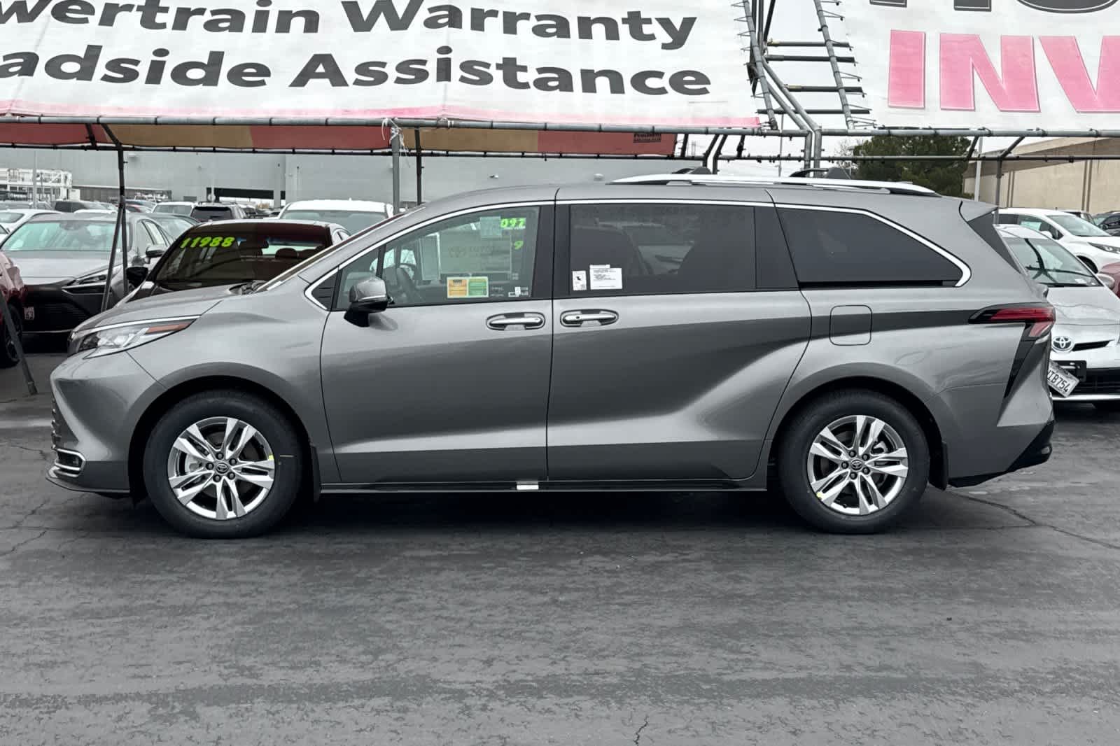 Thumbnail: 2026 Toyota Sienna - 5