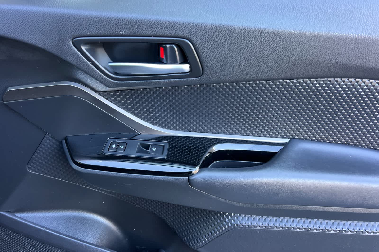 Thumbnail: 2019 Toyota C-HR - 17