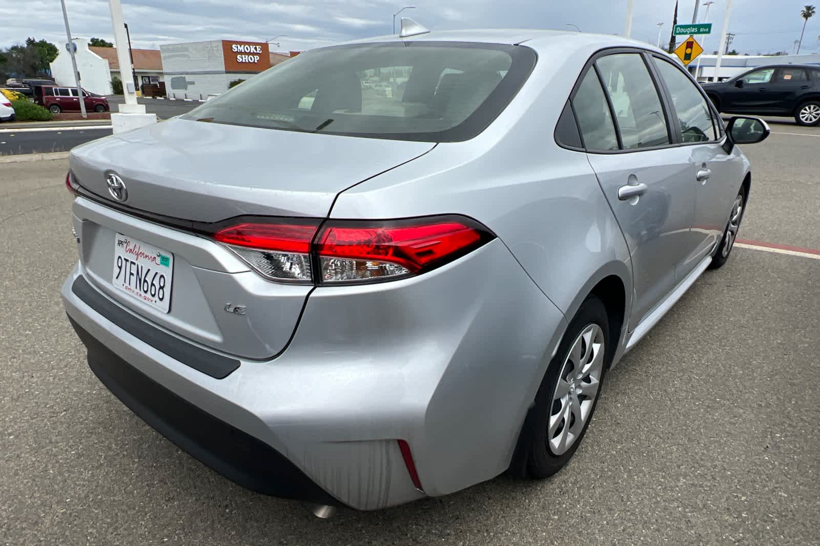 Thumbnail: 2025 Toyota Corolla - 4