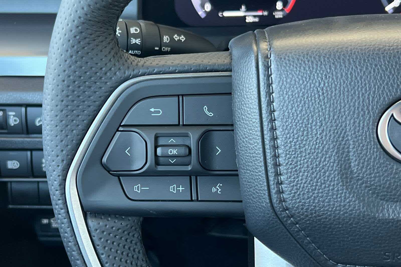 2025 Toyota Tacoma TRD Sport 24