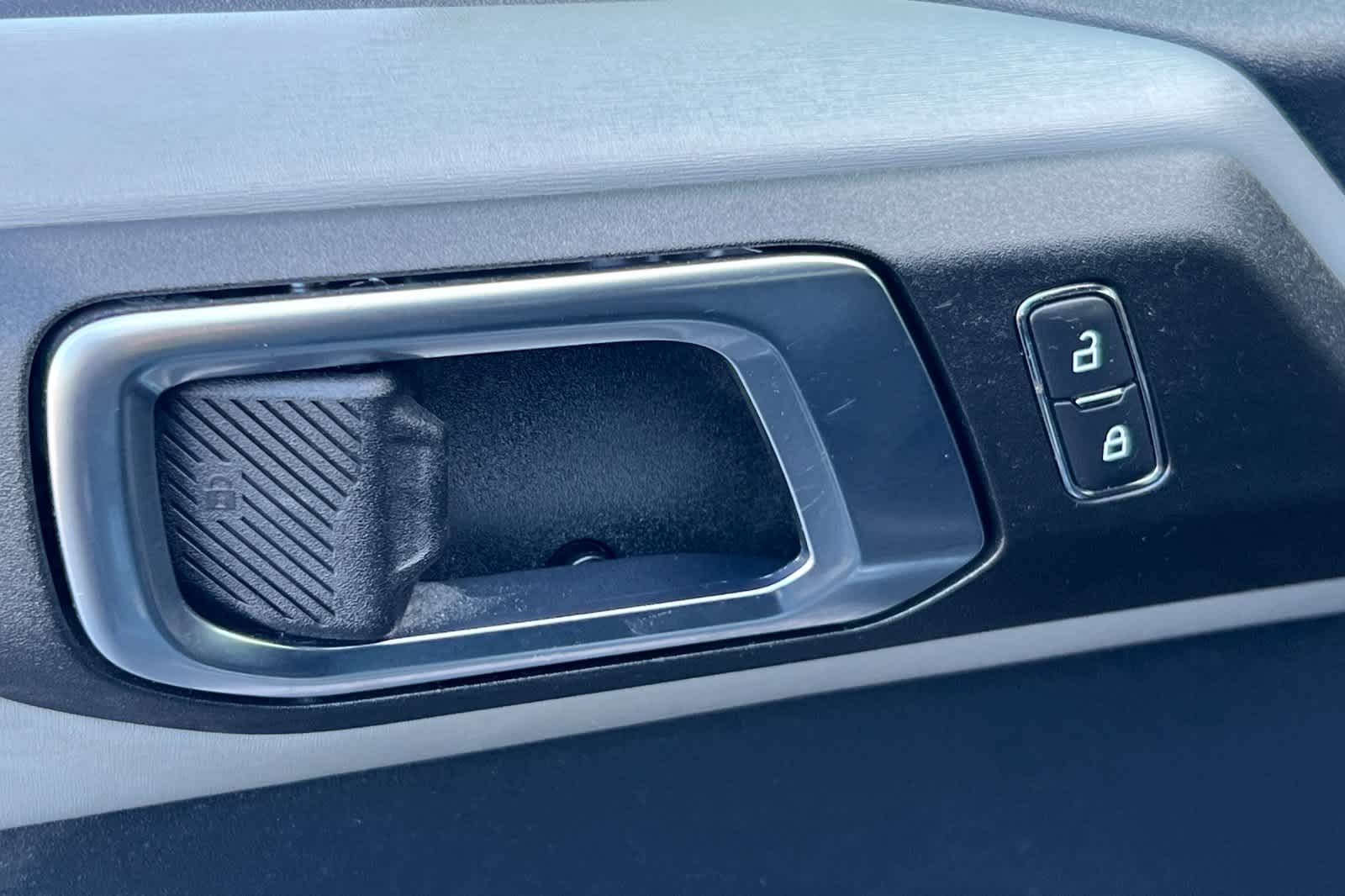 Thumbnail: 2021 Ford Bronco - 13