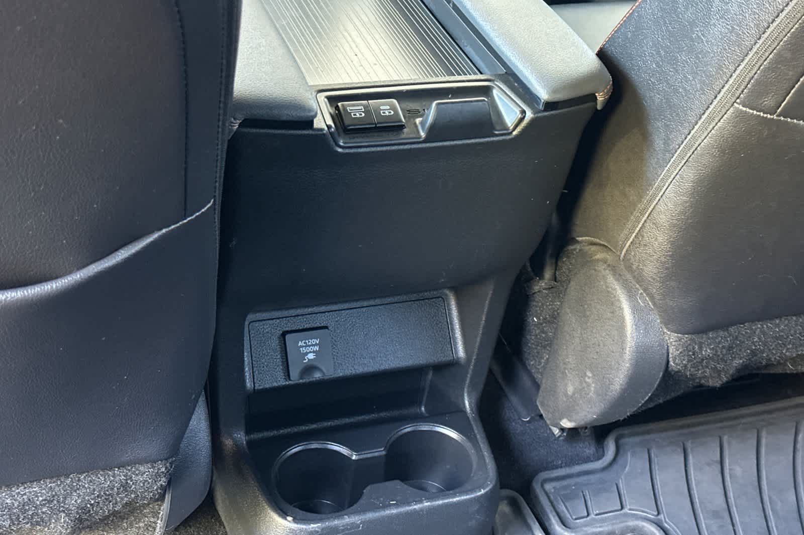 Thumbnail: 2021 Toyota Sienna - 14