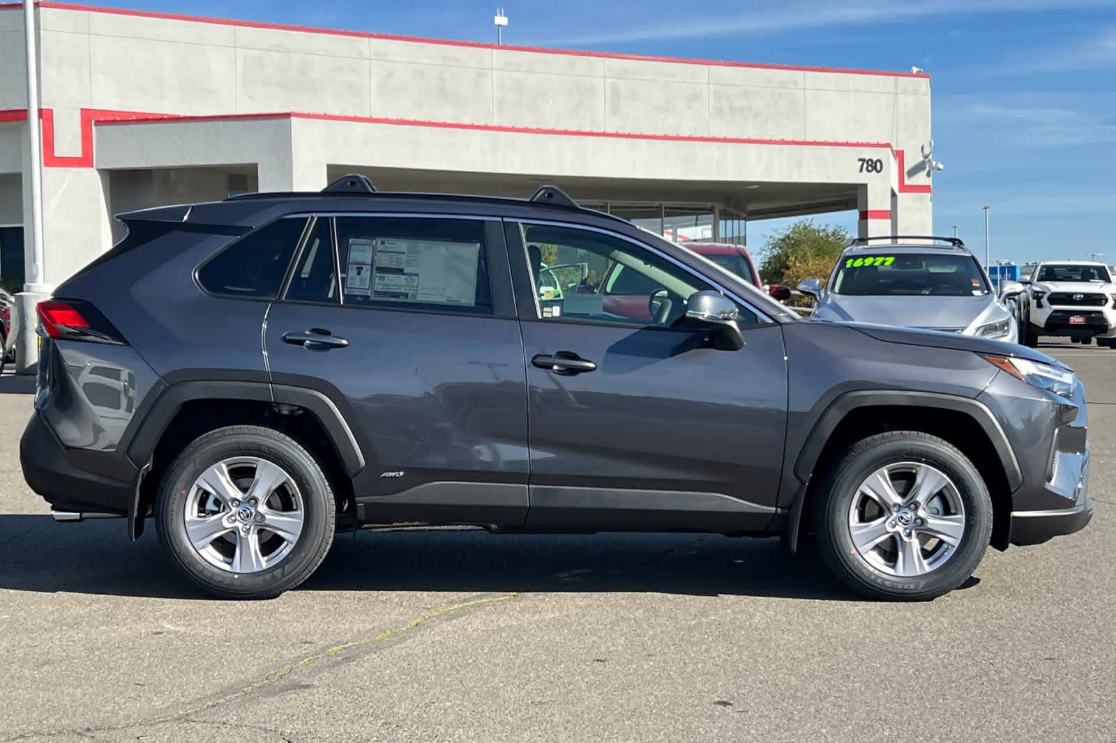 Thumbnail: 2025 Toyota RAV4 - 8