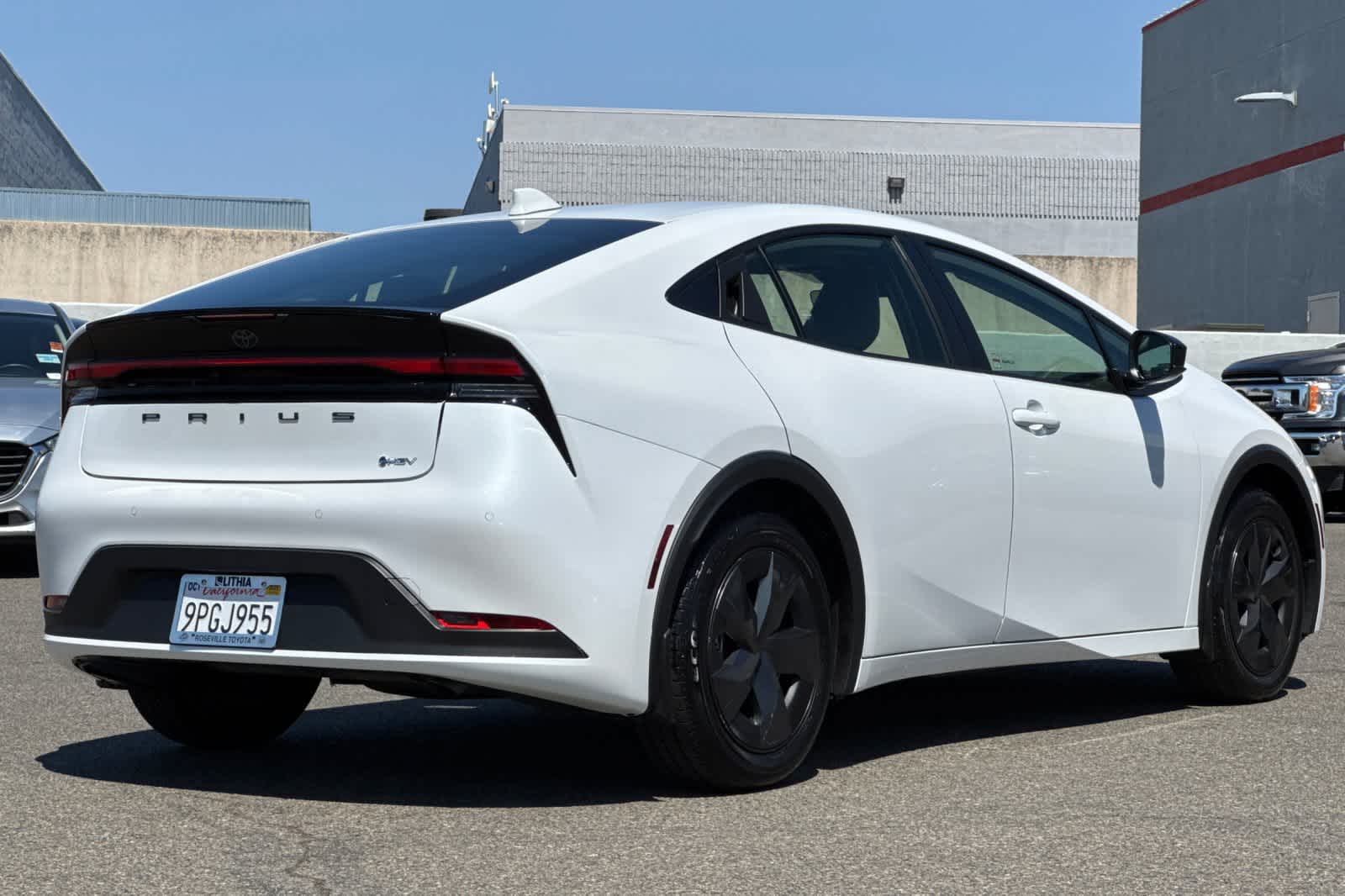 Thumbnail: 2024 Toyota Prius - 2