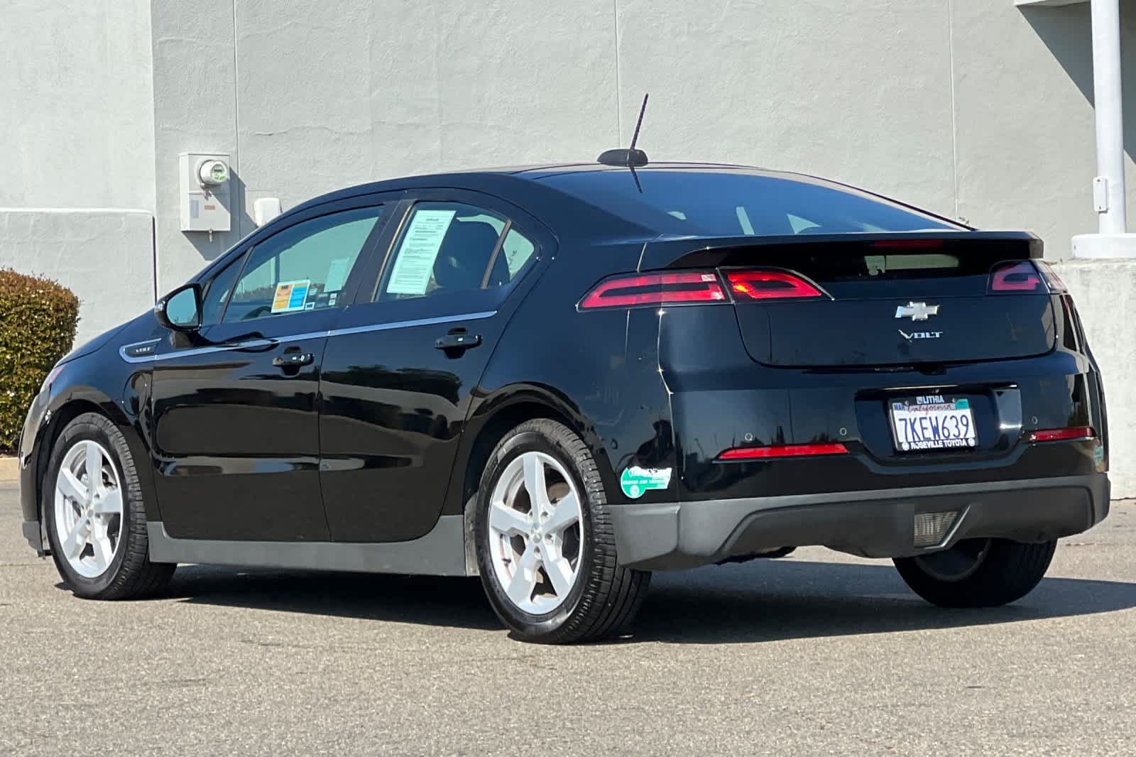 Thumbnail: 2015 Chevrolet Volt - 7
