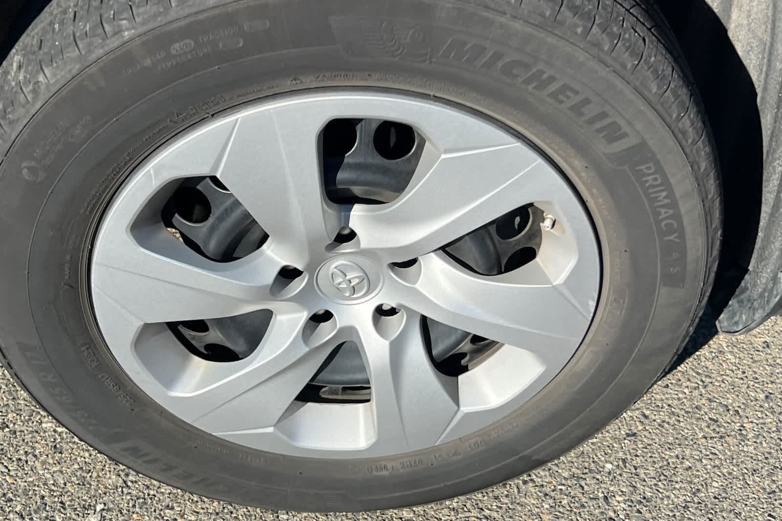 Thumbnail: 2024 Toyota RAV4 - 12