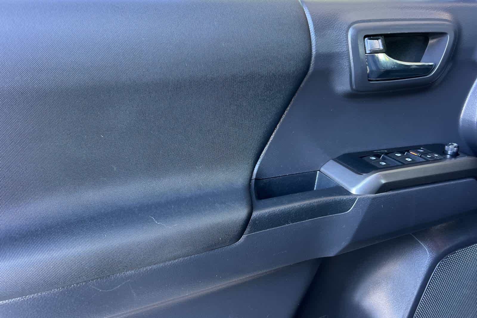 Thumbnail: 2023 Toyota Tacoma - 12