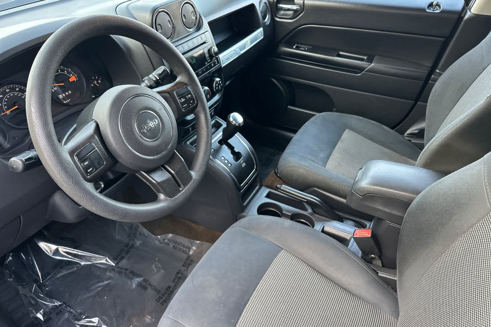 Thumbnail: 2017 Jeep Compass - 11