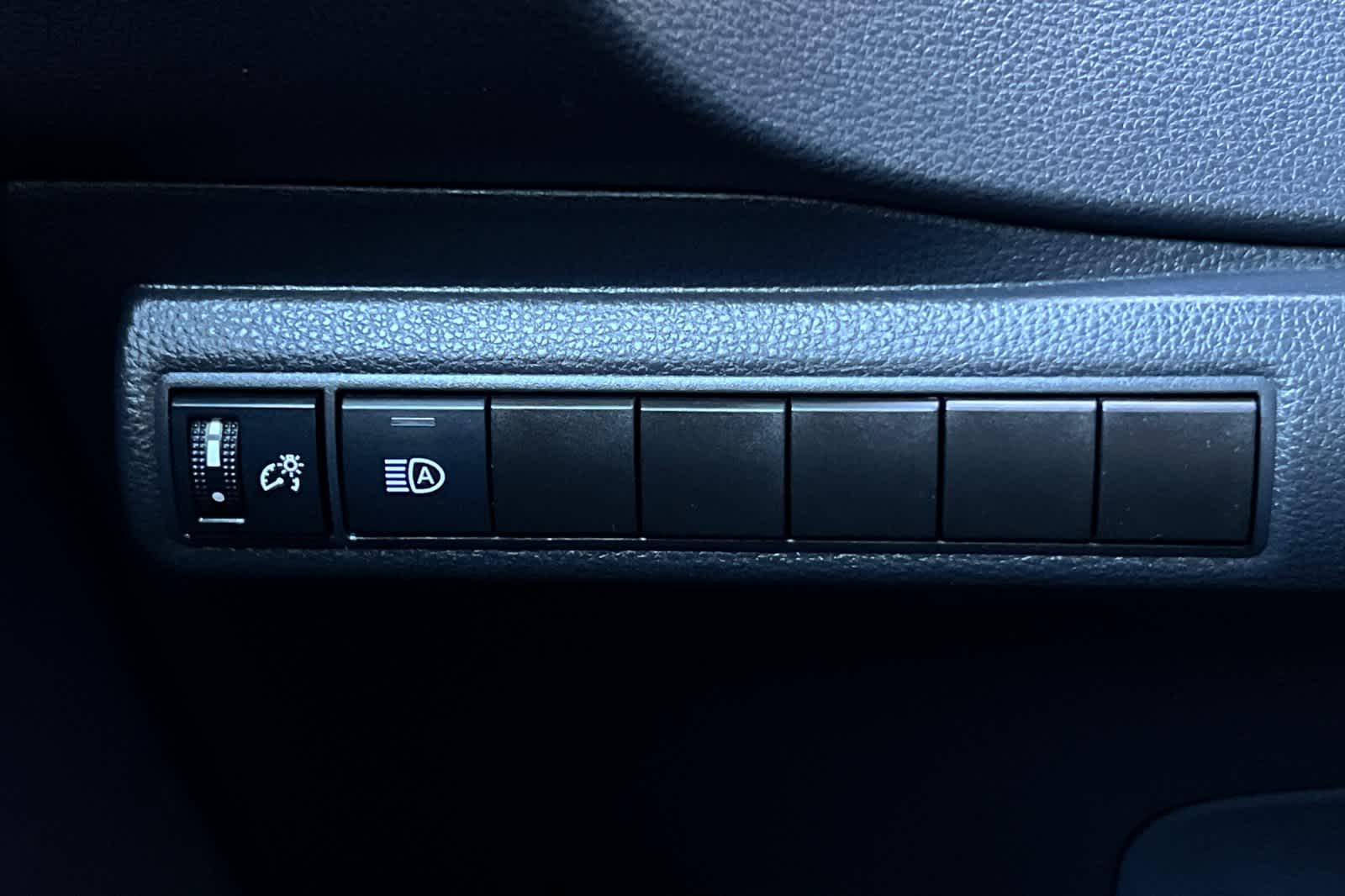 Thumbnail: 2022 Toyota Corolla - 27