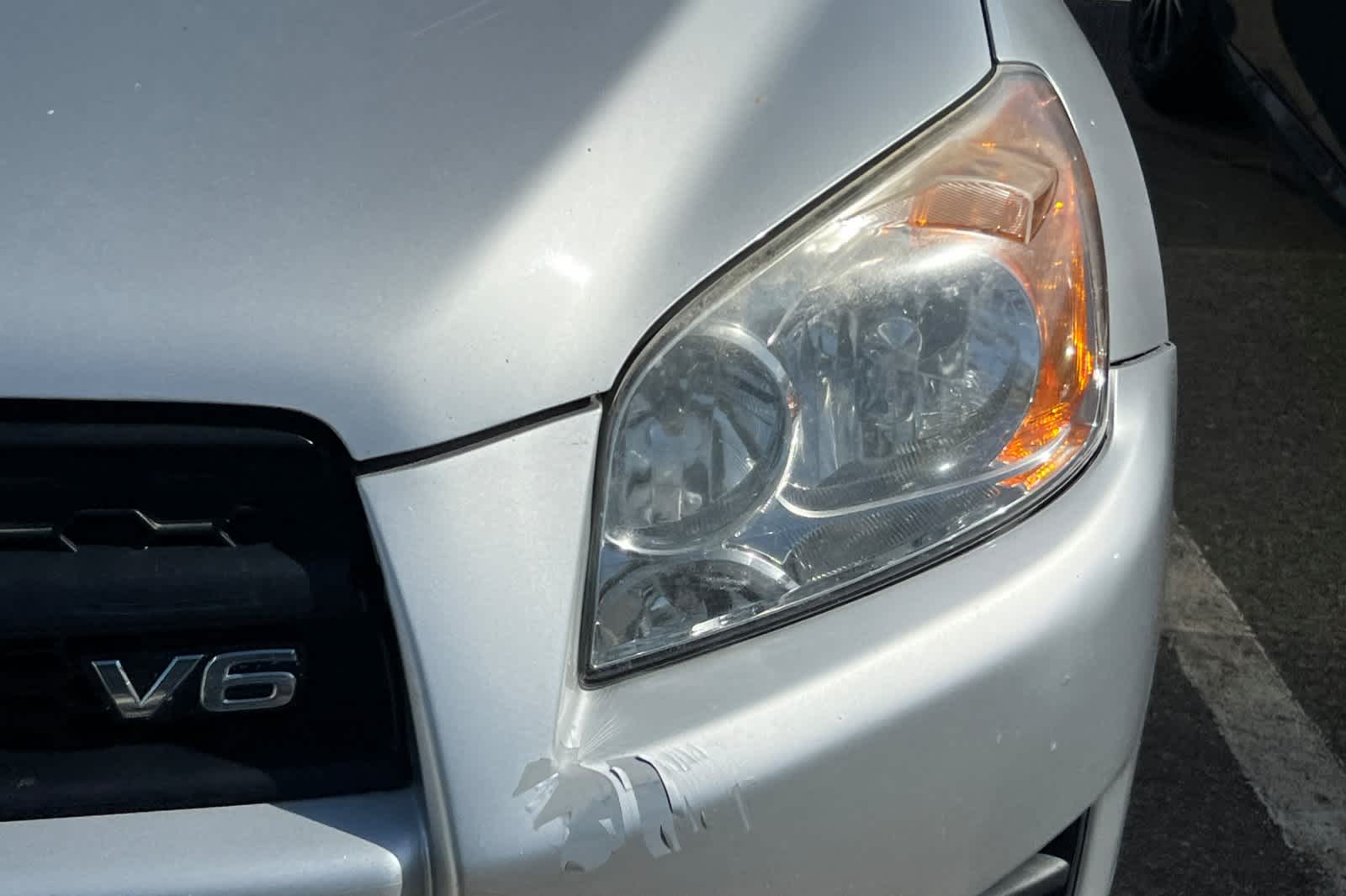 Thumbnail: 2011 Toyota RAV4 - 11