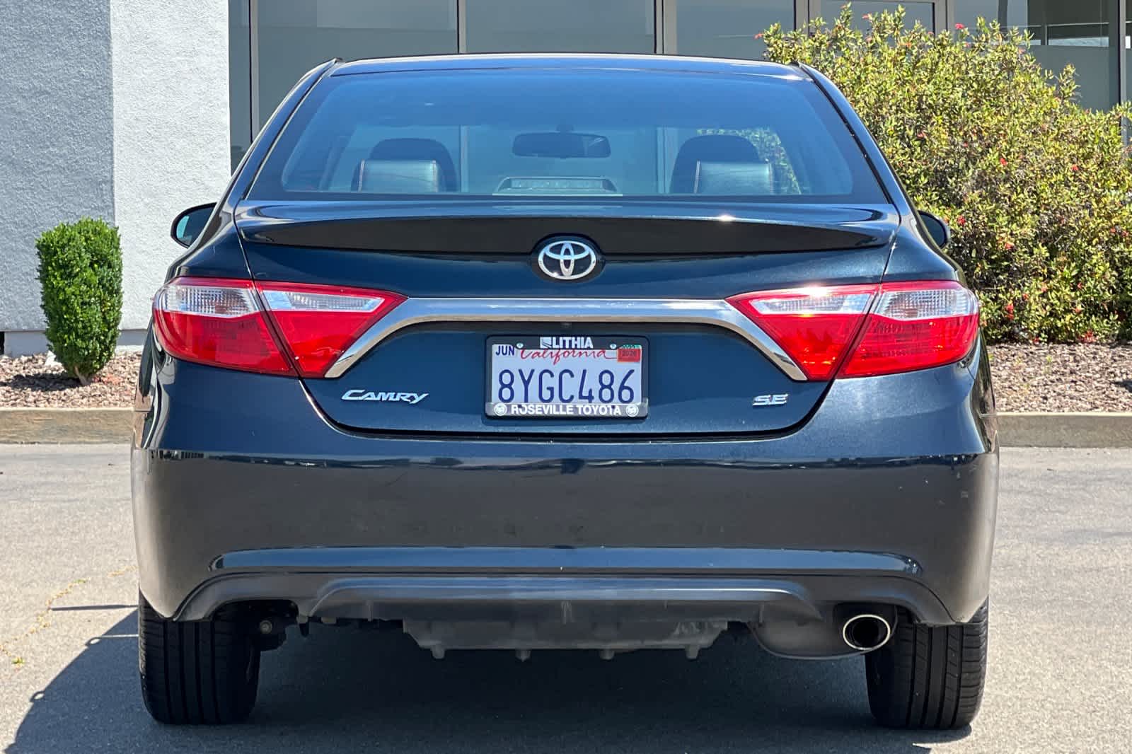 Thumbnail: 2017 Toyota Camry - 8