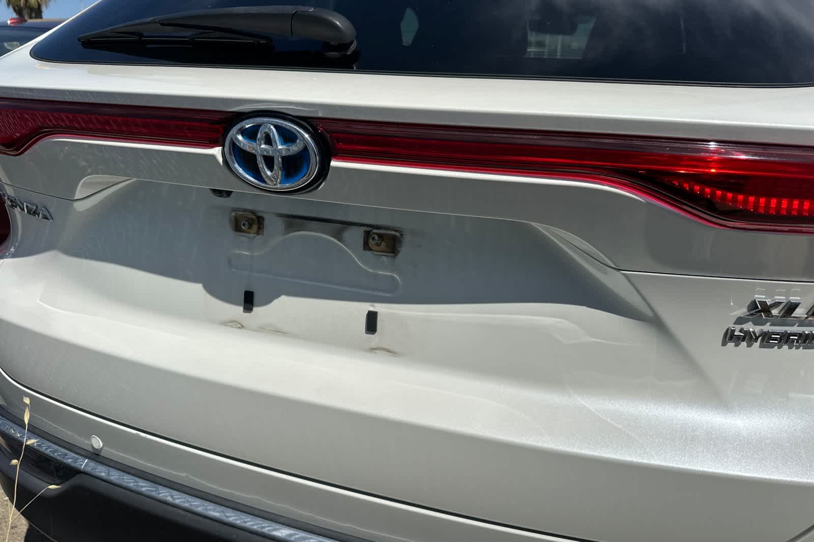 Thumbnail: 2022 Toyota Venza - 15