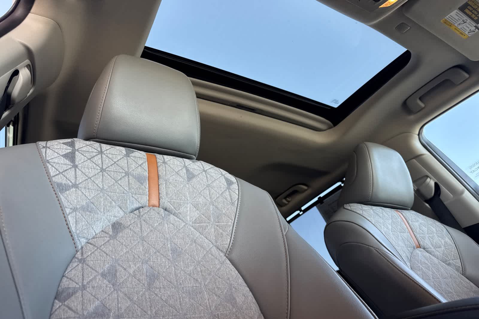 Thumbnail: 2022 Toyota Highlander - 19