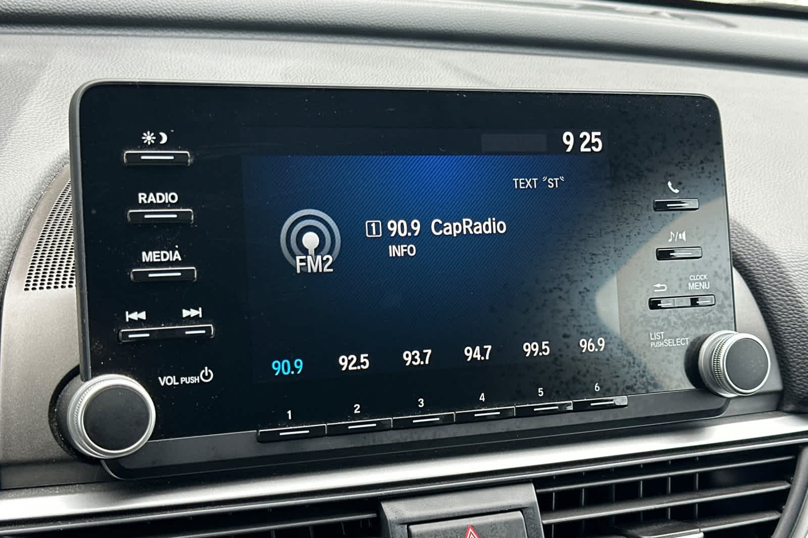 Thumbnail: 2020 Honda Accord - 19