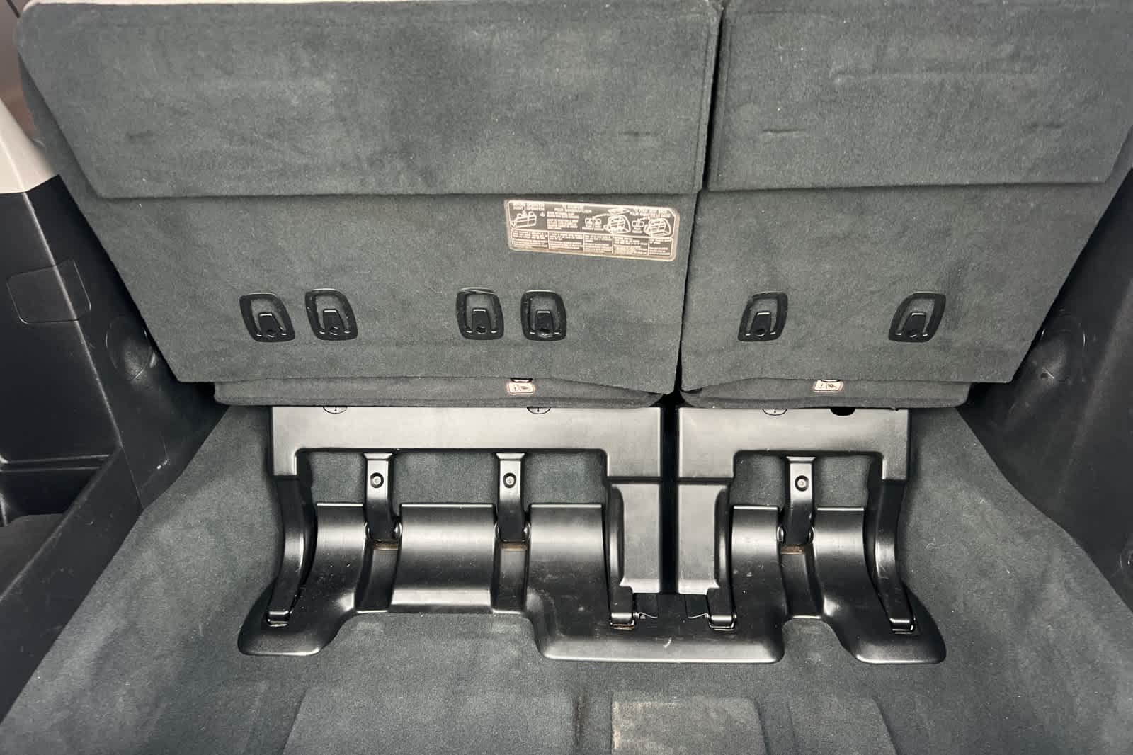 Thumbnail: 2019 Toyota Sienna - 17