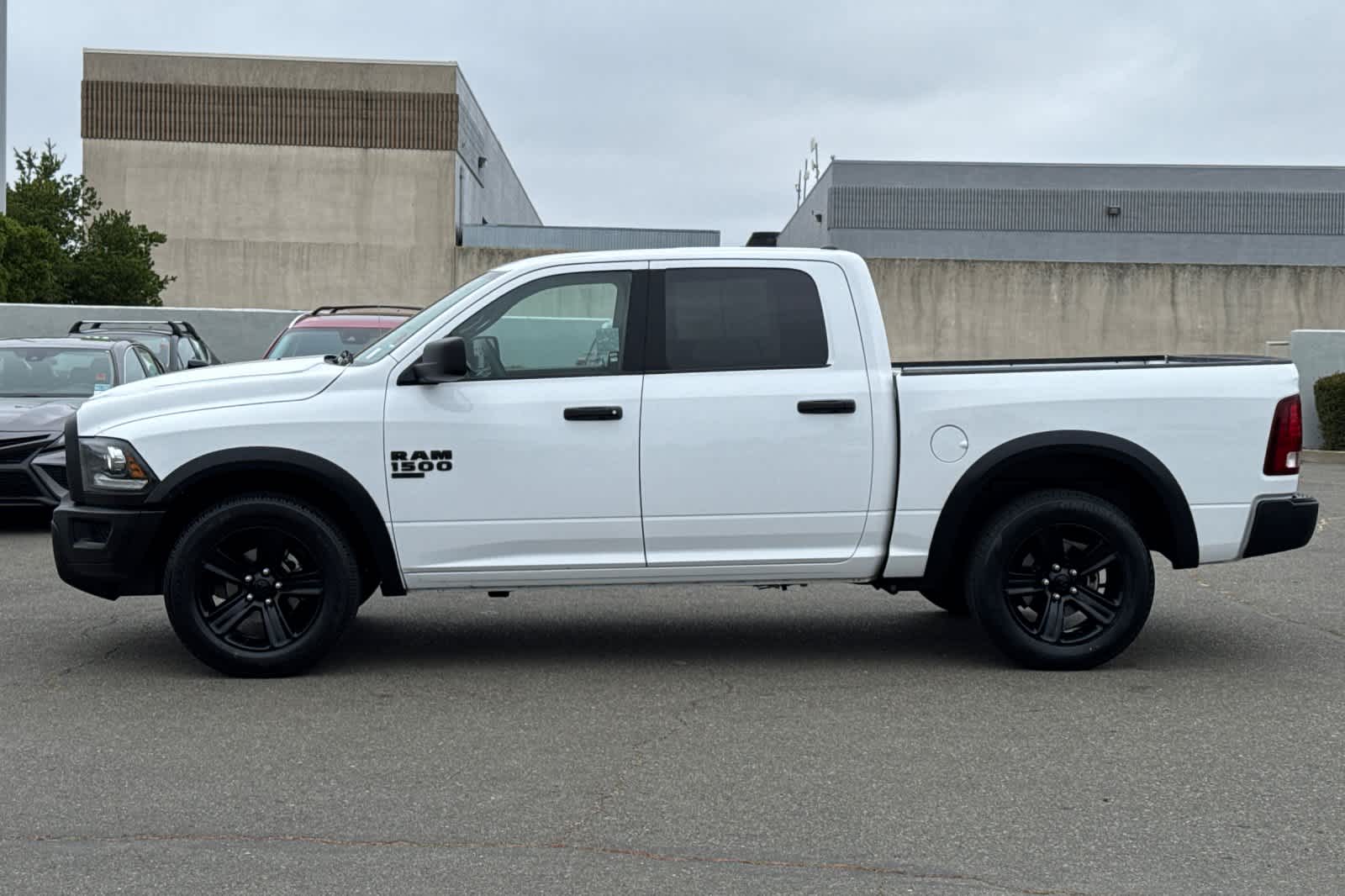 2024 RAM 1500 Warlock 8