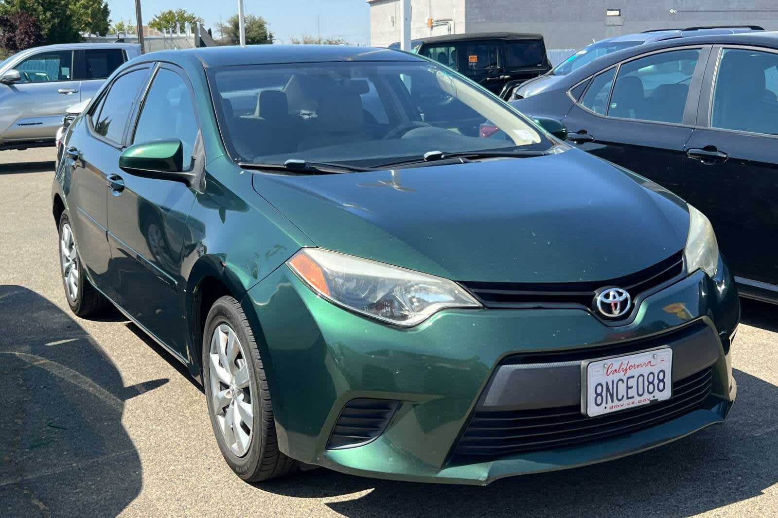 Thumbnail: 2014 Toyota Corolla - 3