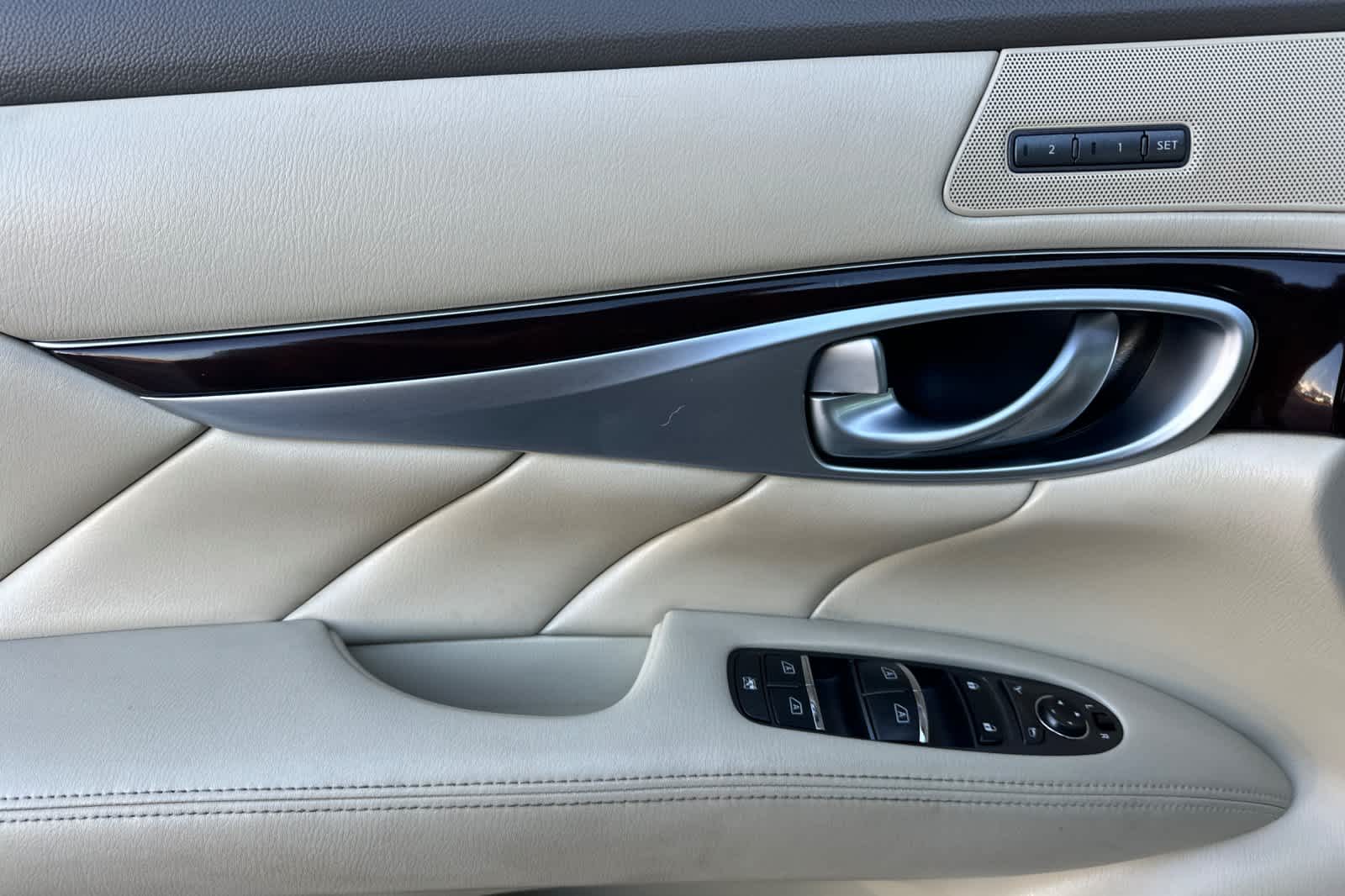 Thumbnail: 2012 INFINITI M37 - 12