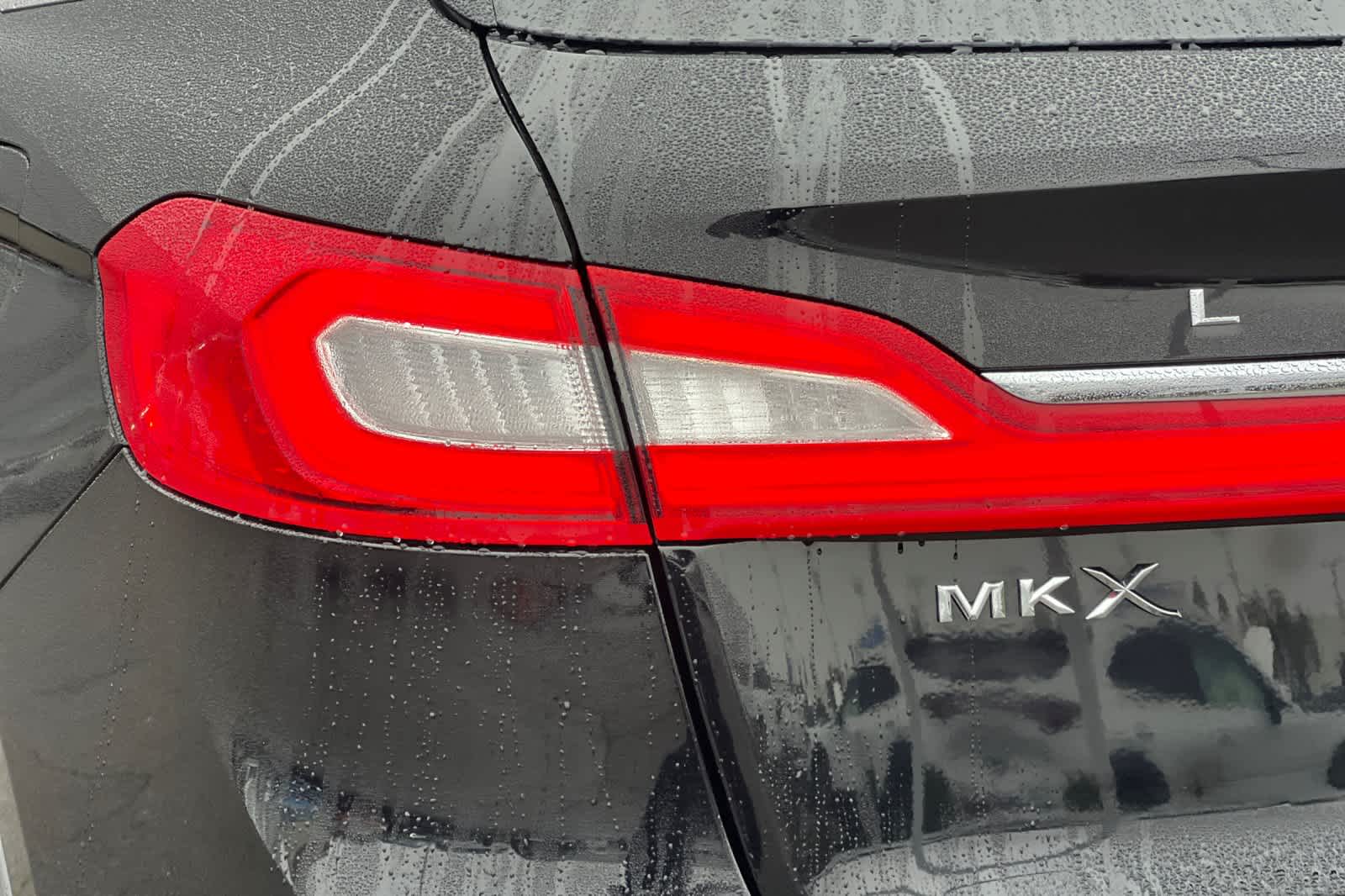 Thumbnail: 2018 Lincoln MKX - 28