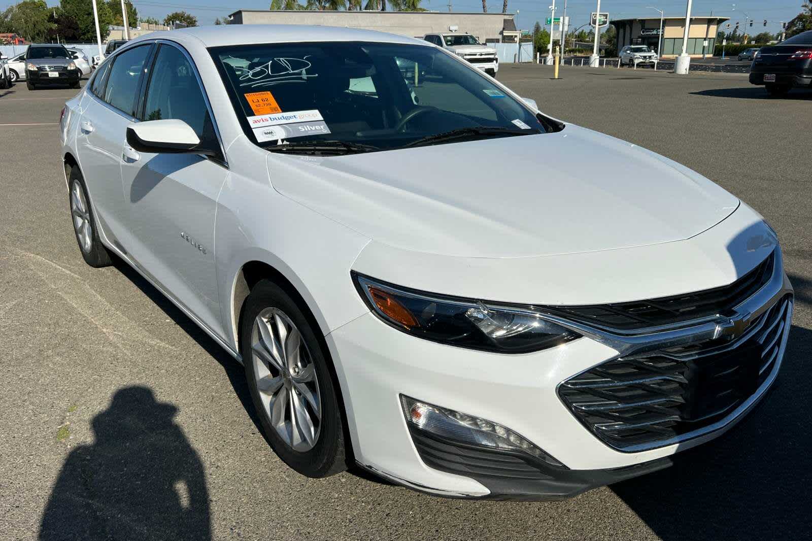 Thumbnail: 2023 Chevrolet Malibu - 3