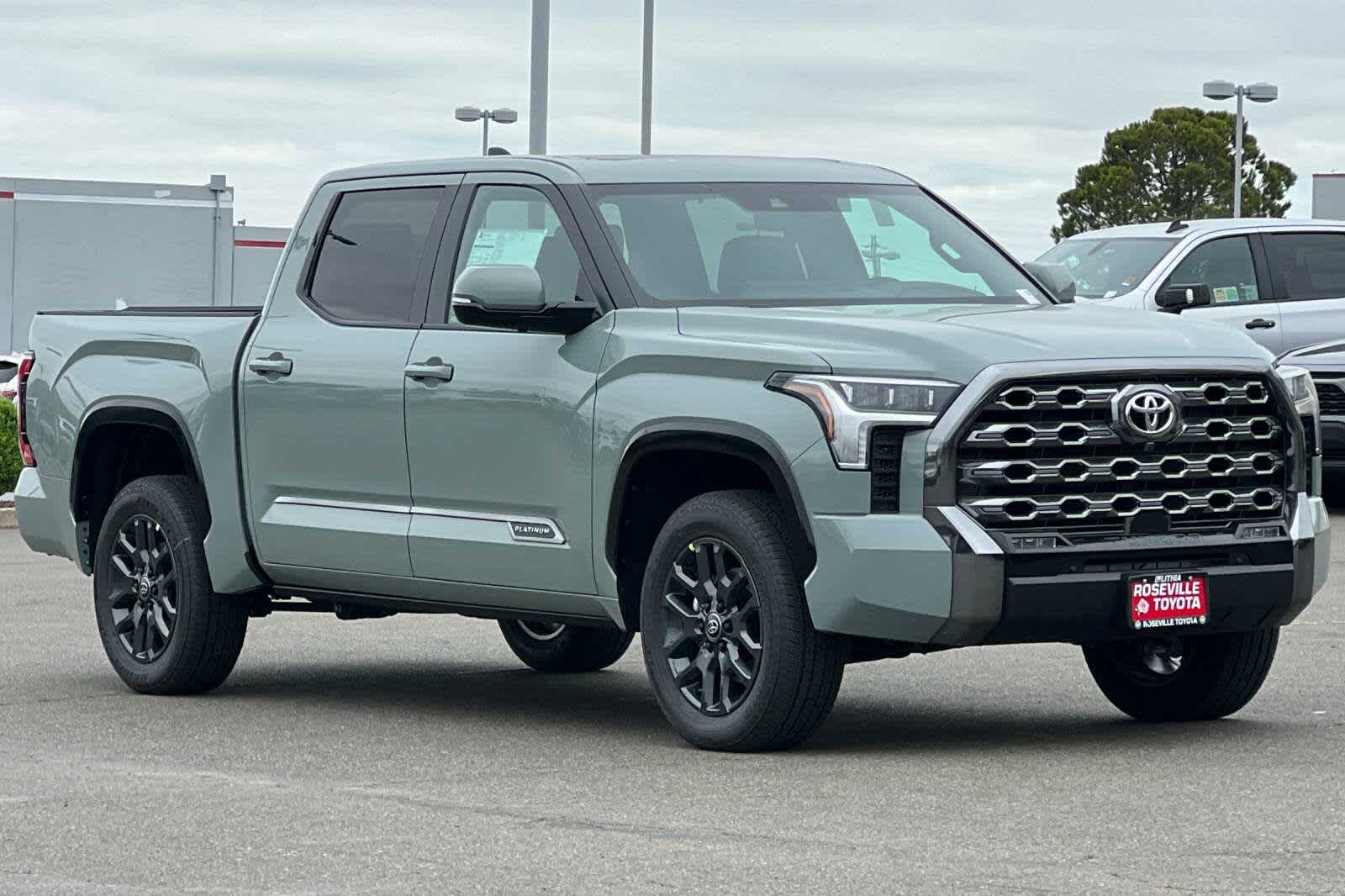 Thumbnail: 2025 Toyota Tundra - 9