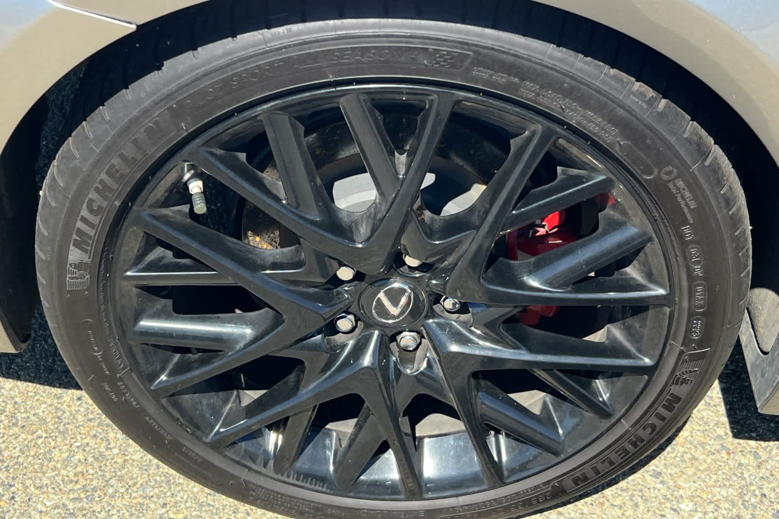 Thumbnail: 2017 Lexus RC - 17