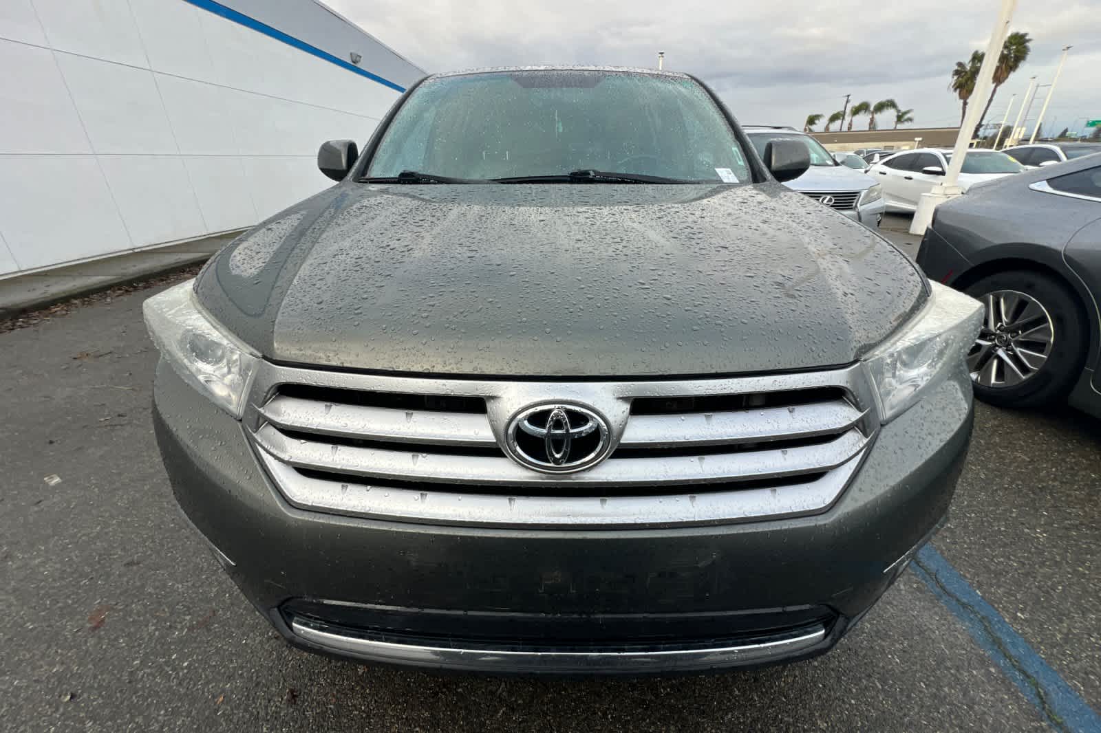 Thumbnail: 2011 Toyota Highlander - 6