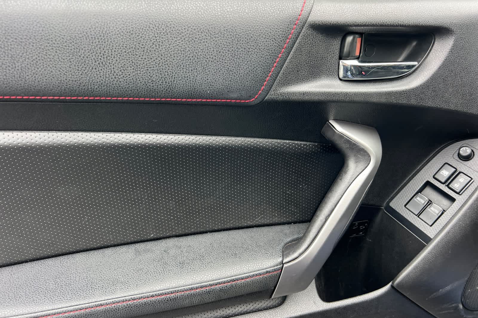 Thumbnail: 2013 Scion FR-S - 12