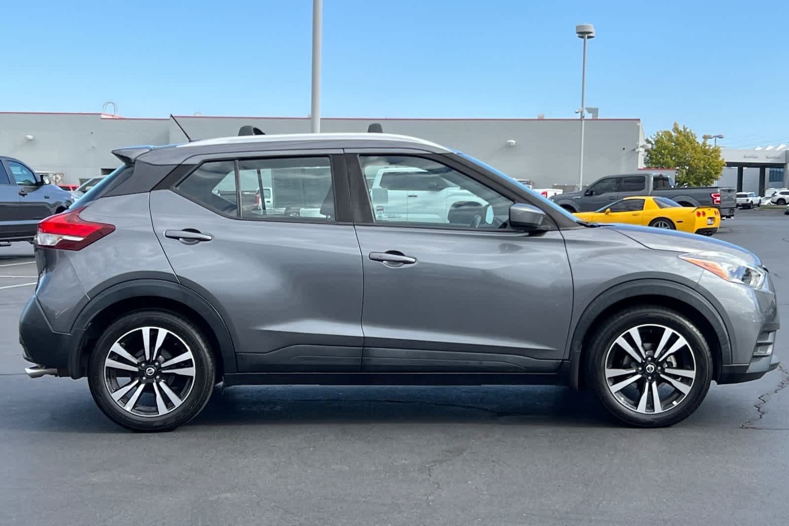 Thumbnail: 2019 Nissan Kicks - 6