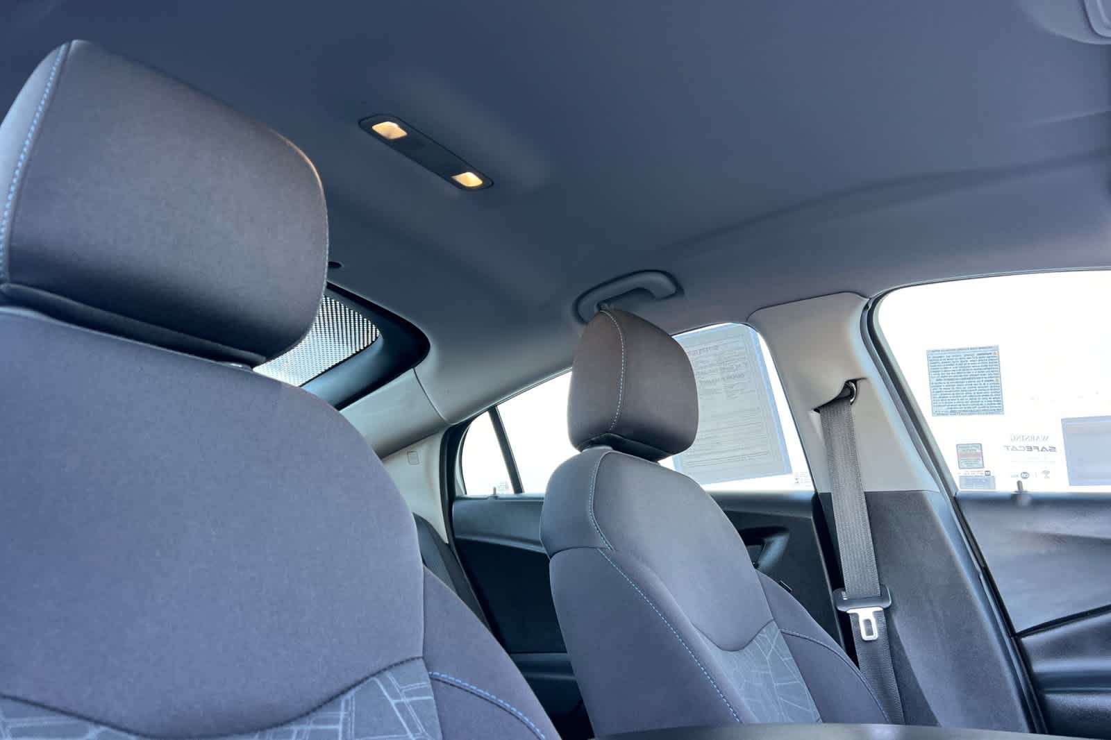 Thumbnail: 2018 Chevrolet Volt - 17