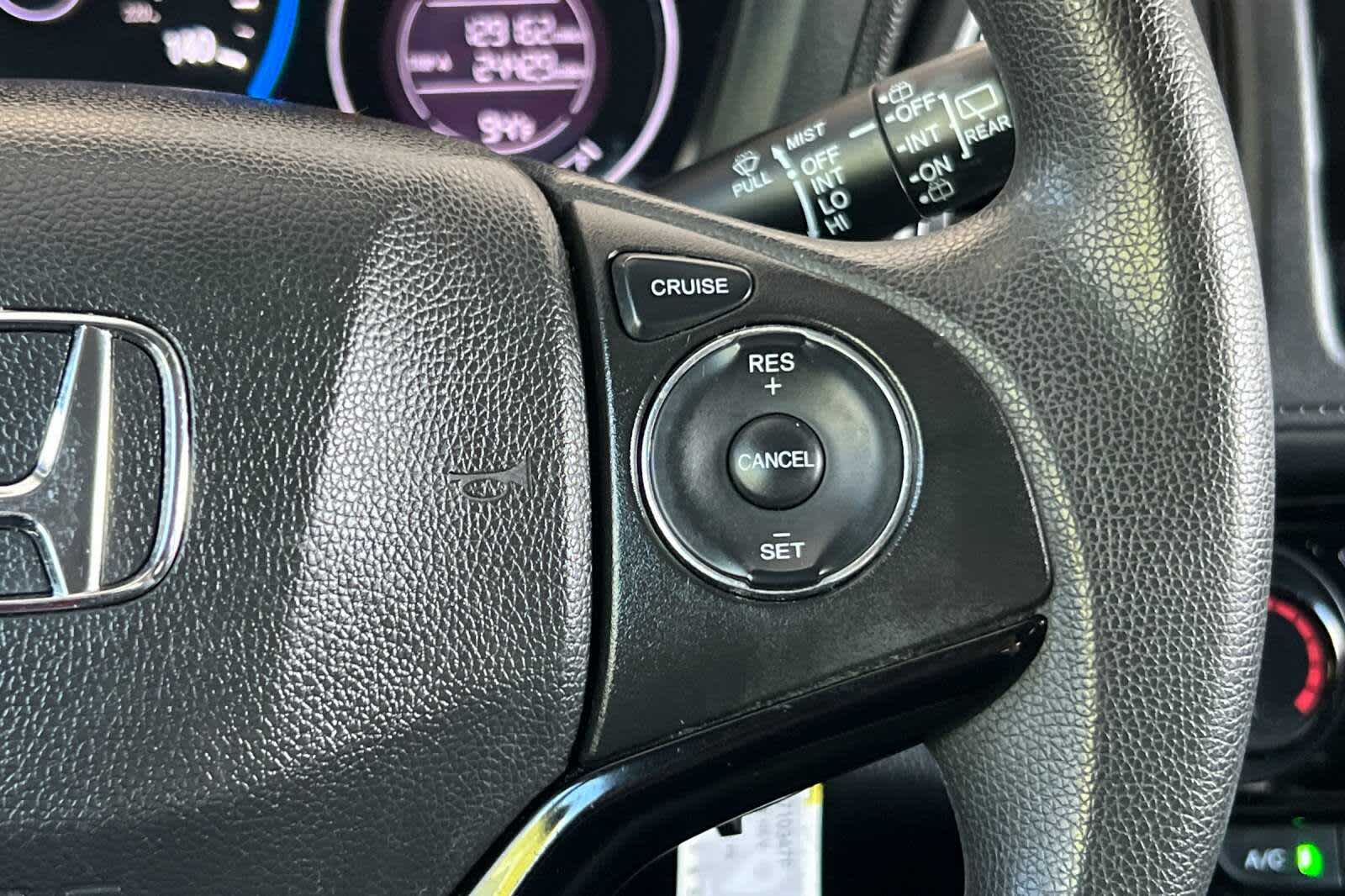 Thumbnail: 2018 Honda HR-V - 25