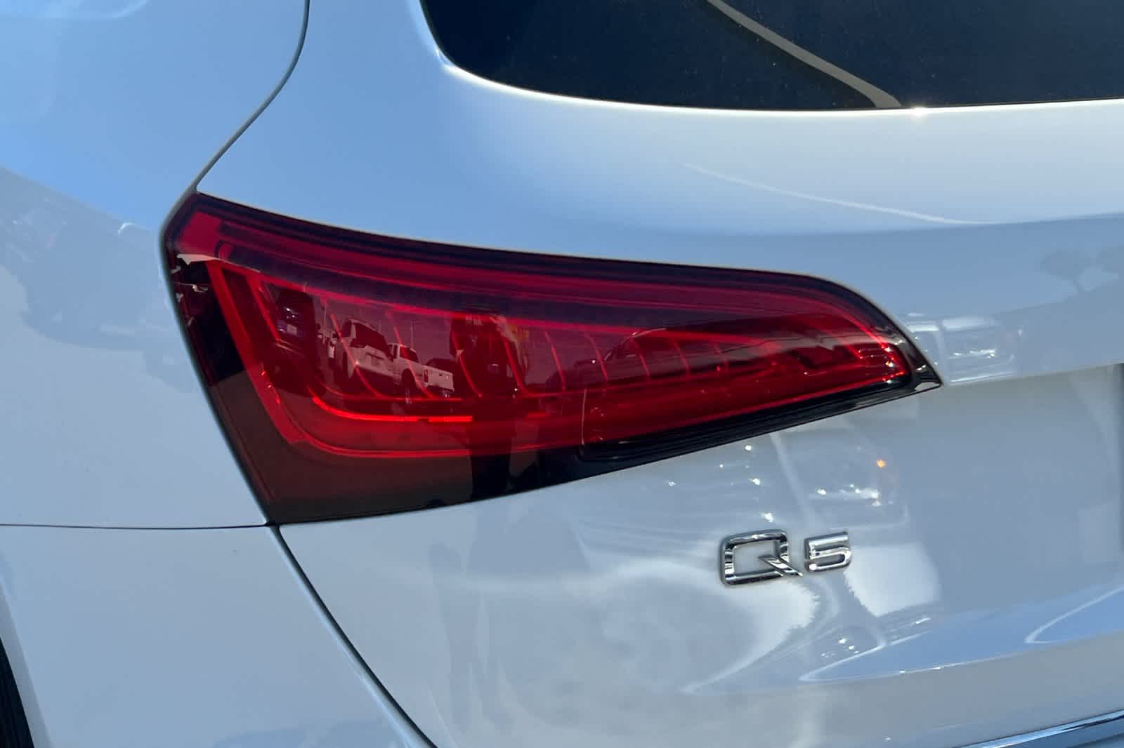 Thumbnail: 2016 Audi Q5 - 15
