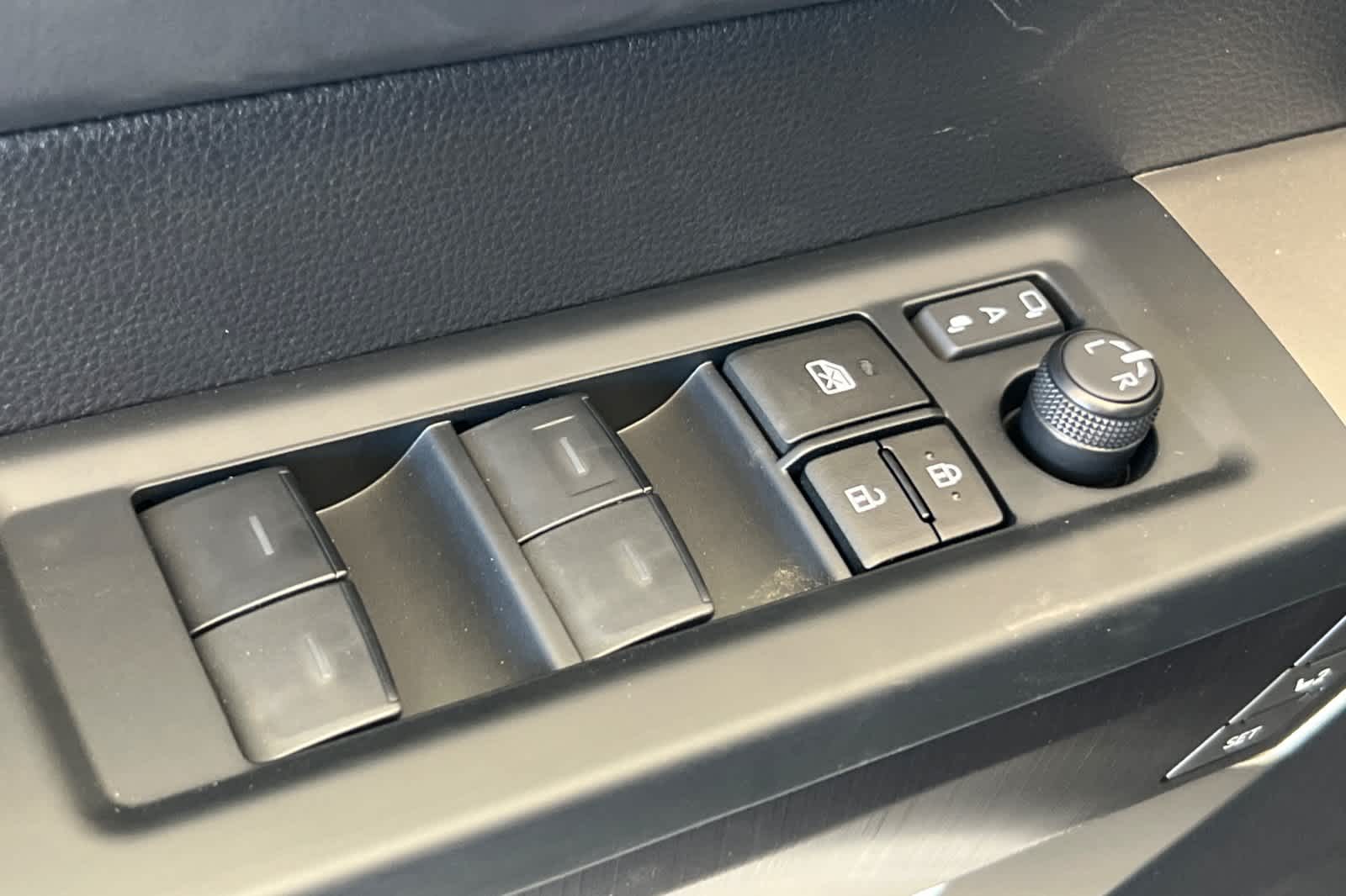 Thumbnail: 2026 Toyota Tundra - 13