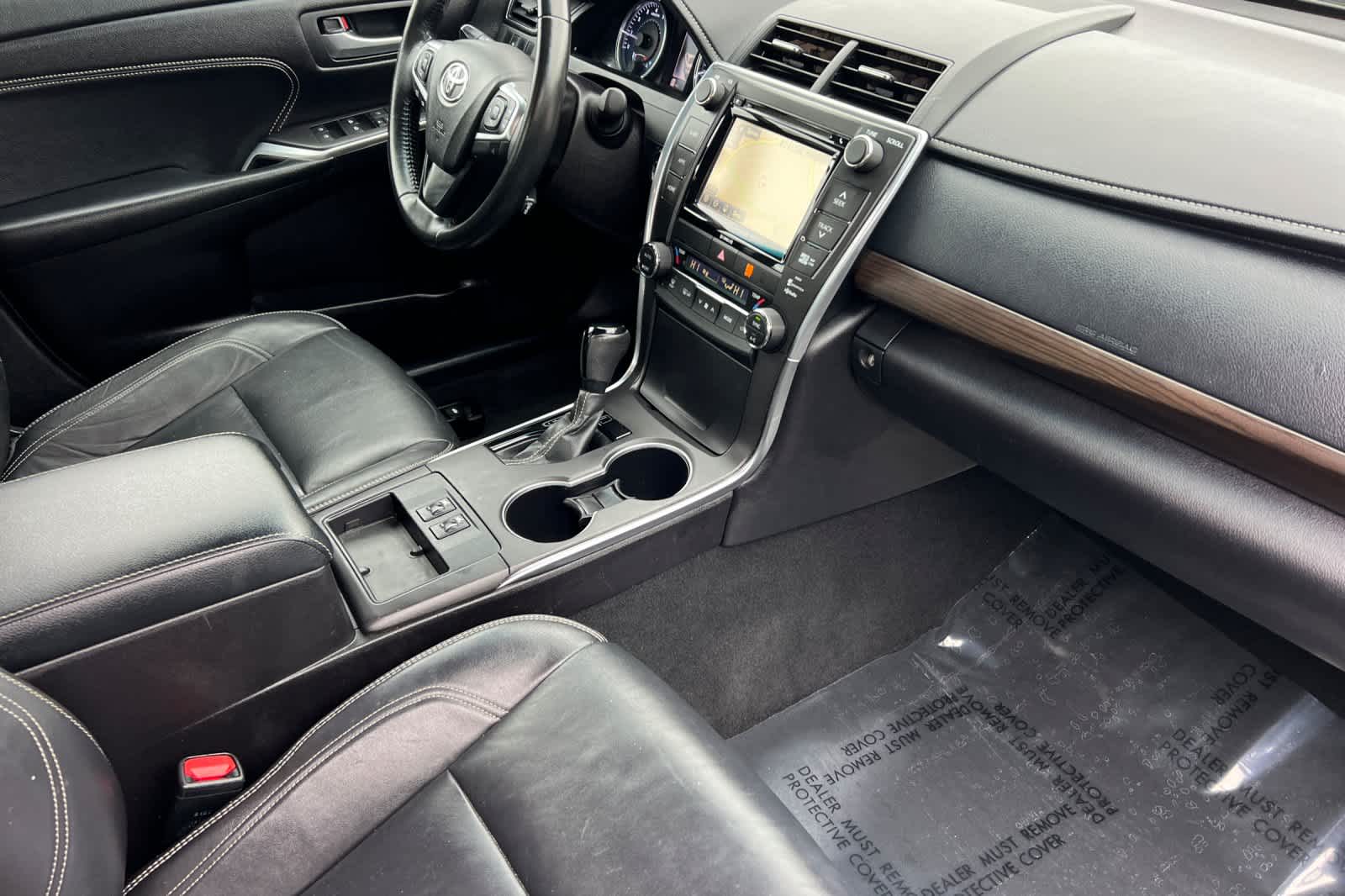 Thumbnail: 2016 Toyota Camry - 16