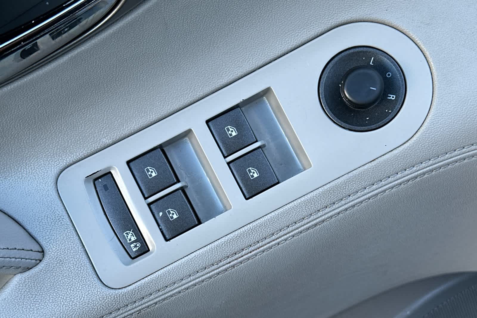 Thumbnail: 2011 Buick LaCrosse - 13