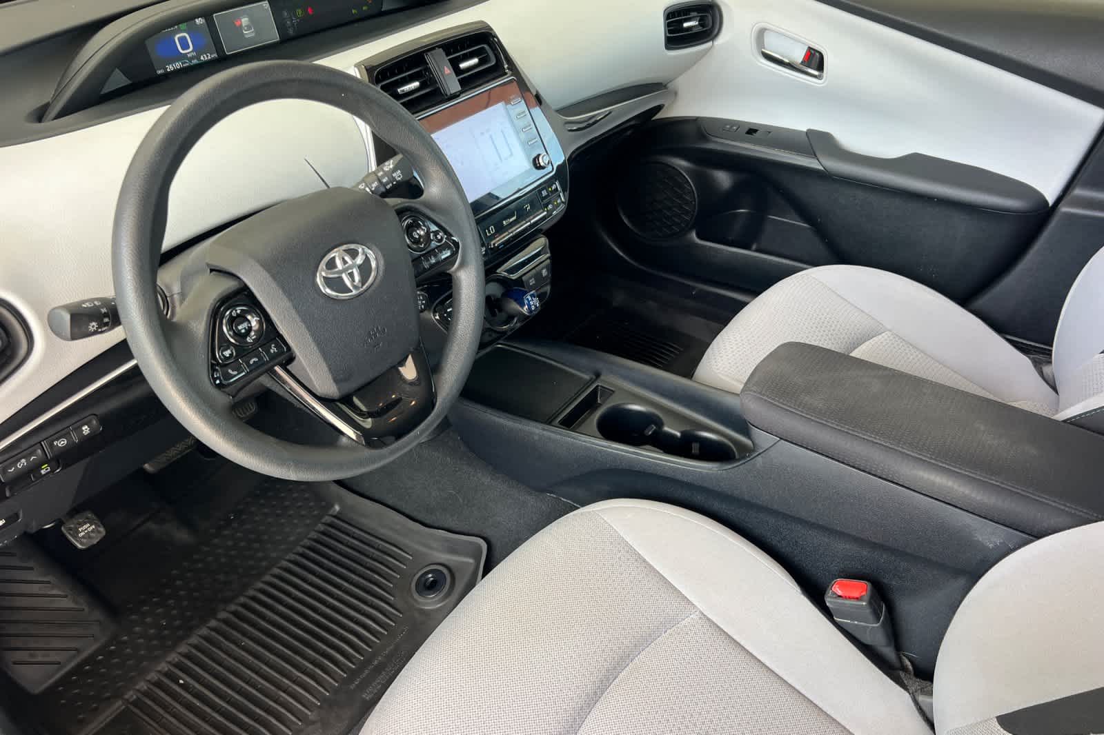 Thumbnail: 2021 Toyota Prius - 11