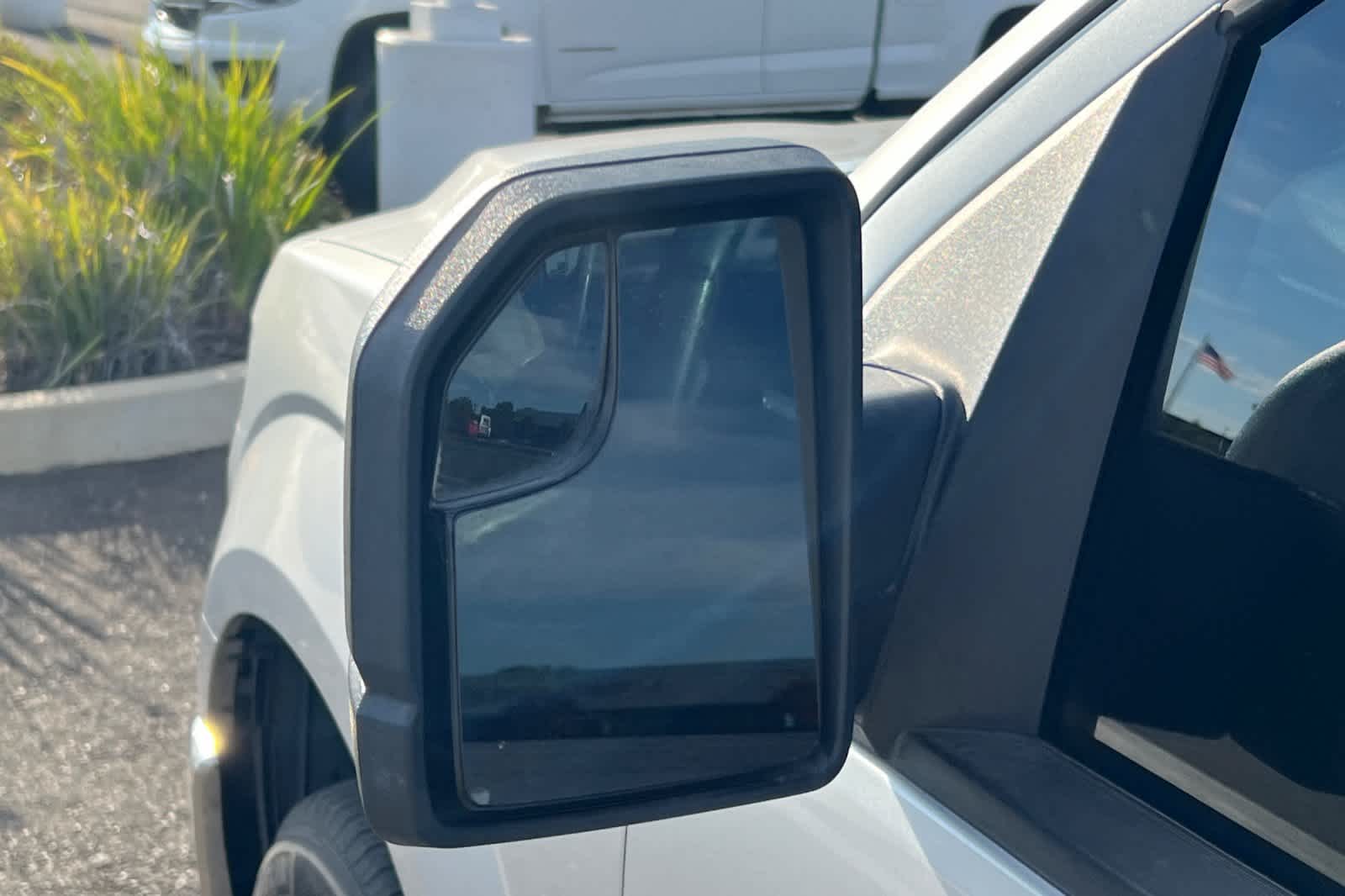 Thumbnail: 2017 Ford F-150 - 20