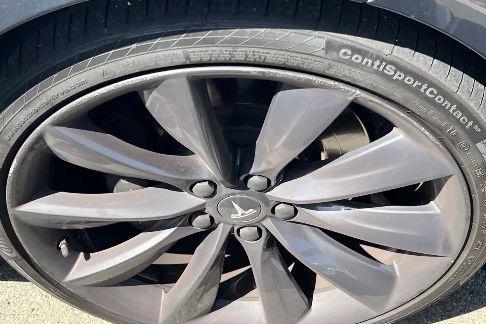 Thumbnail: 2015 Tesla Model S - 15