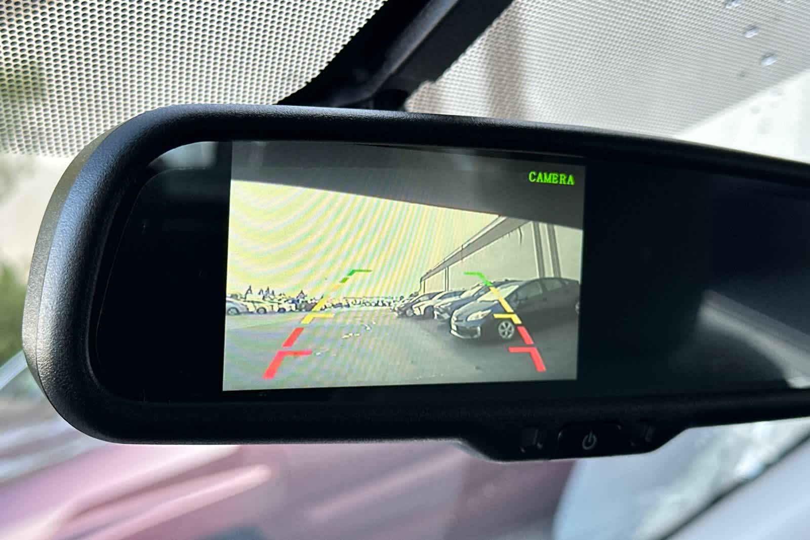 Thumbnail: 2015 Toyota RAV4 - 21