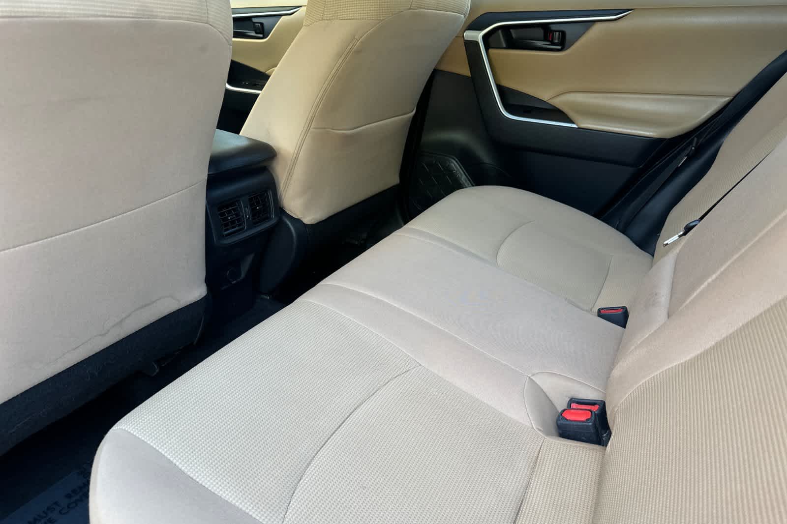 Thumbnail: 2022 Toyota RAV4 - 4