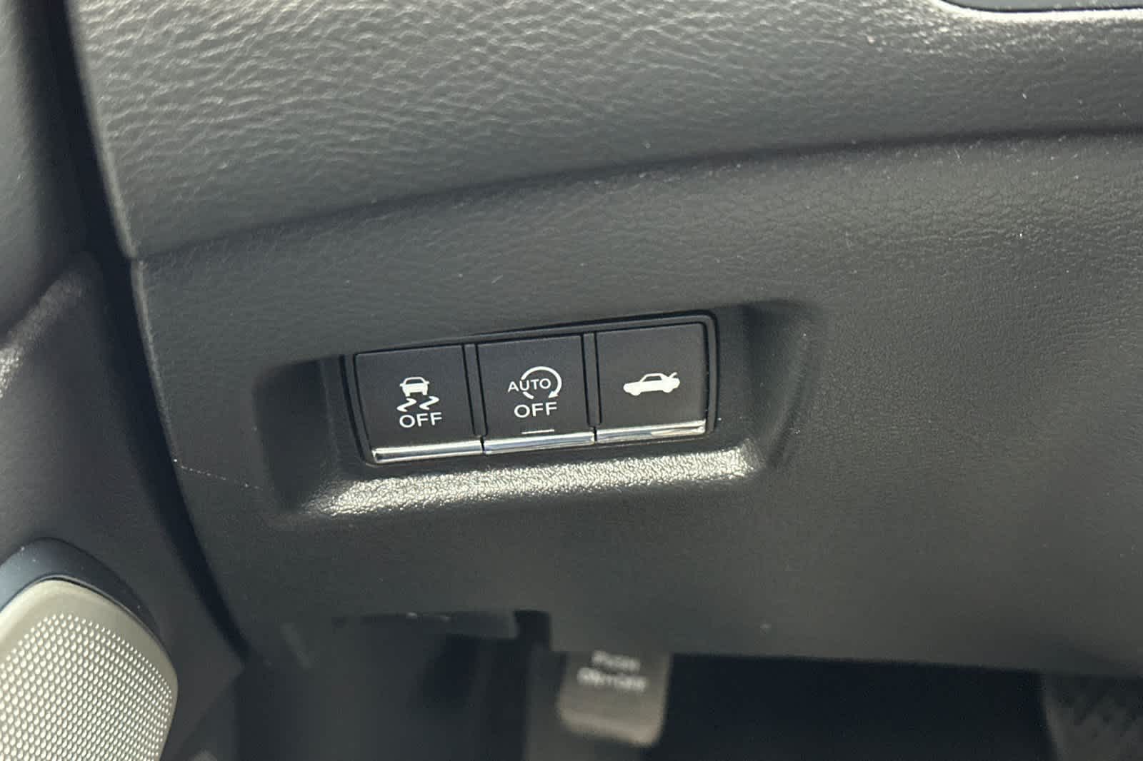 Thumbnail: 2017 INFINITI Q60 - 28